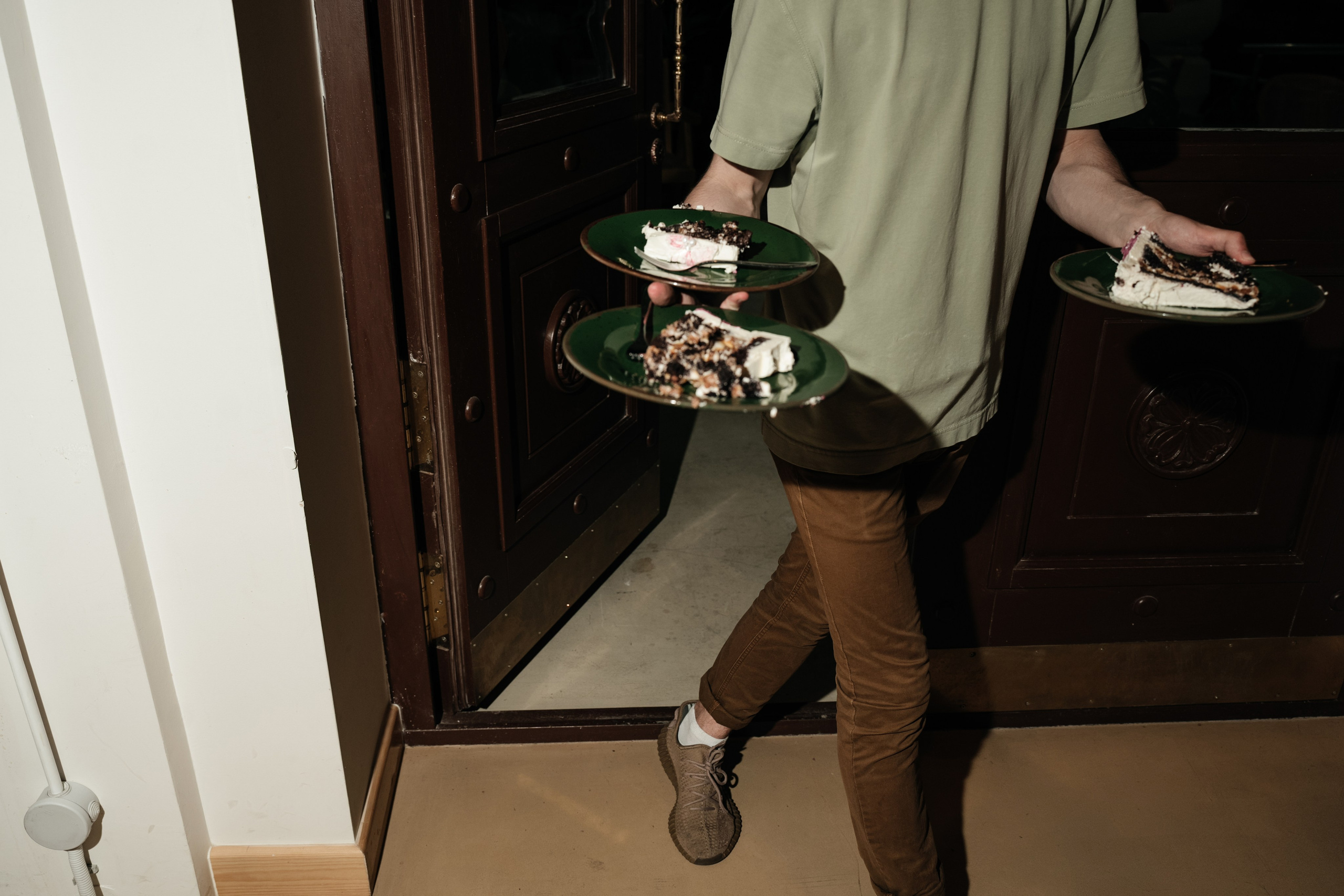 Ресторан Домик в саду, ВДНХ. Свадебный фотограф Москва Александра Аверкова