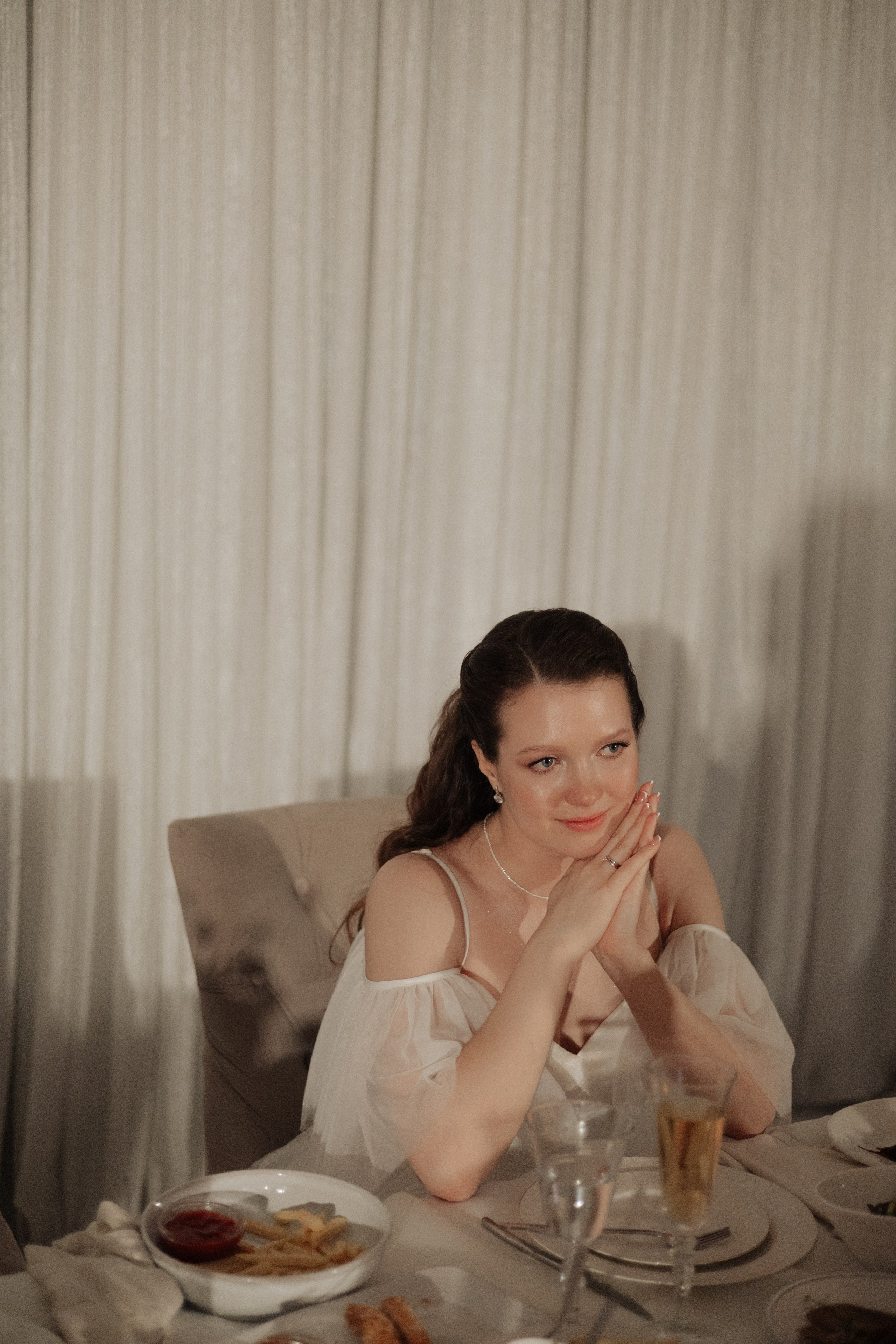 Аня и Саша. Свадьба в Юдино парк. Свадебный и портретный фотограф в Москве Анастасия Масюк