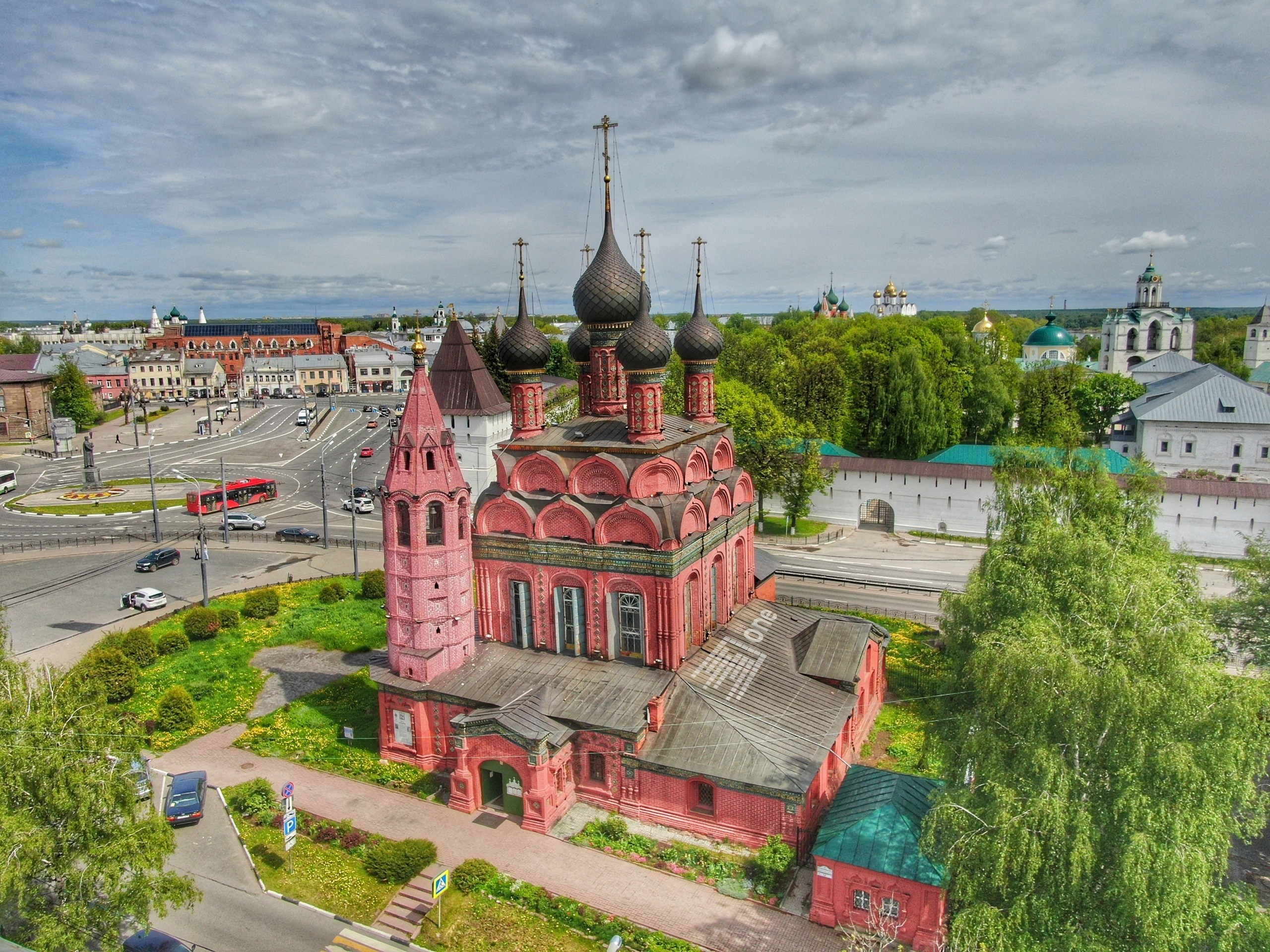 Аэросъёмка (фото). Фото и видеосъёмка в Ярославле | Грибов Медиа контент студия  — от 2500 ₽/час