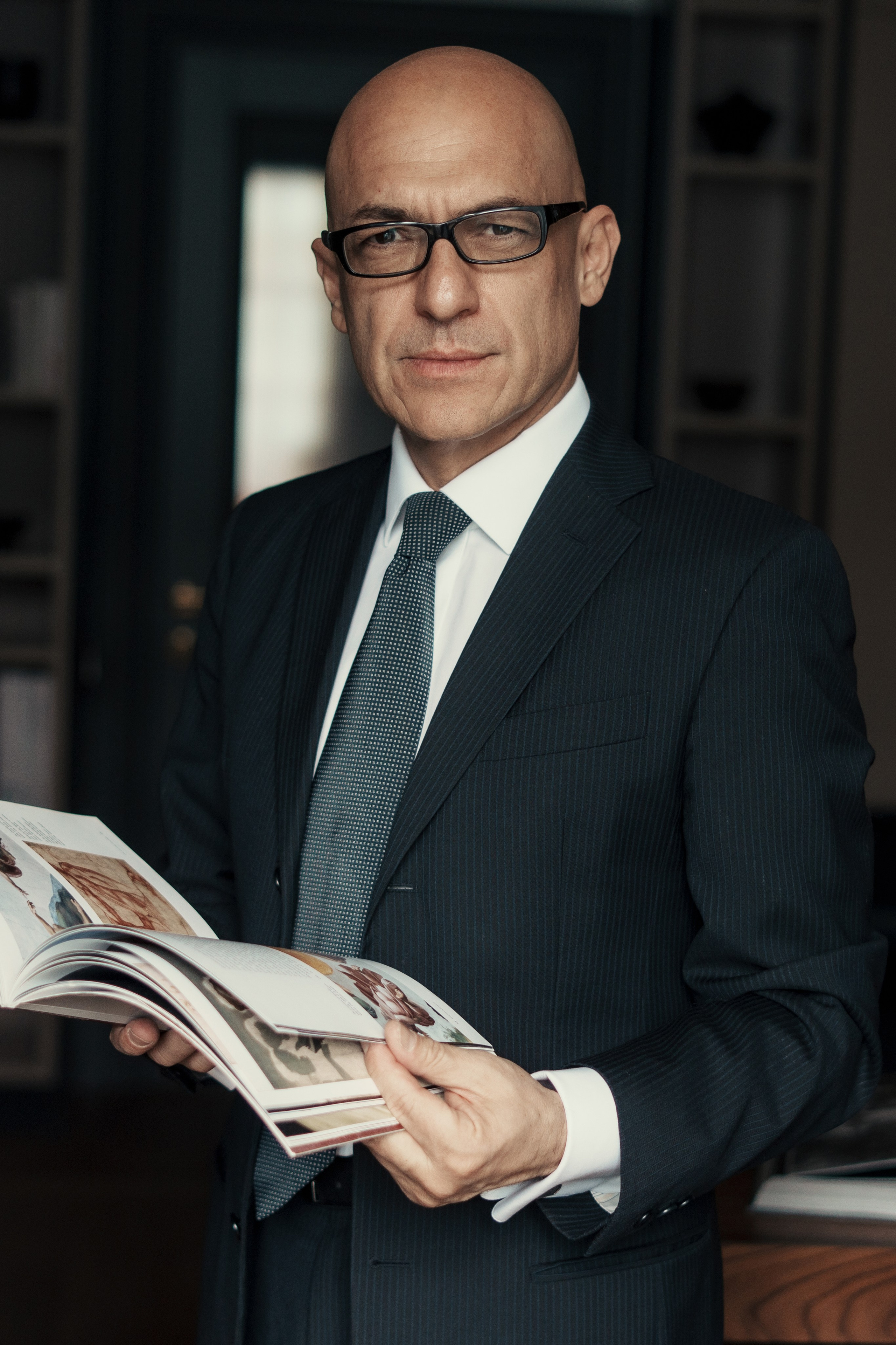 Кейсы бизнес портрет. Портретный фотограф Москва, ОАЭ, Олег Кошмаров