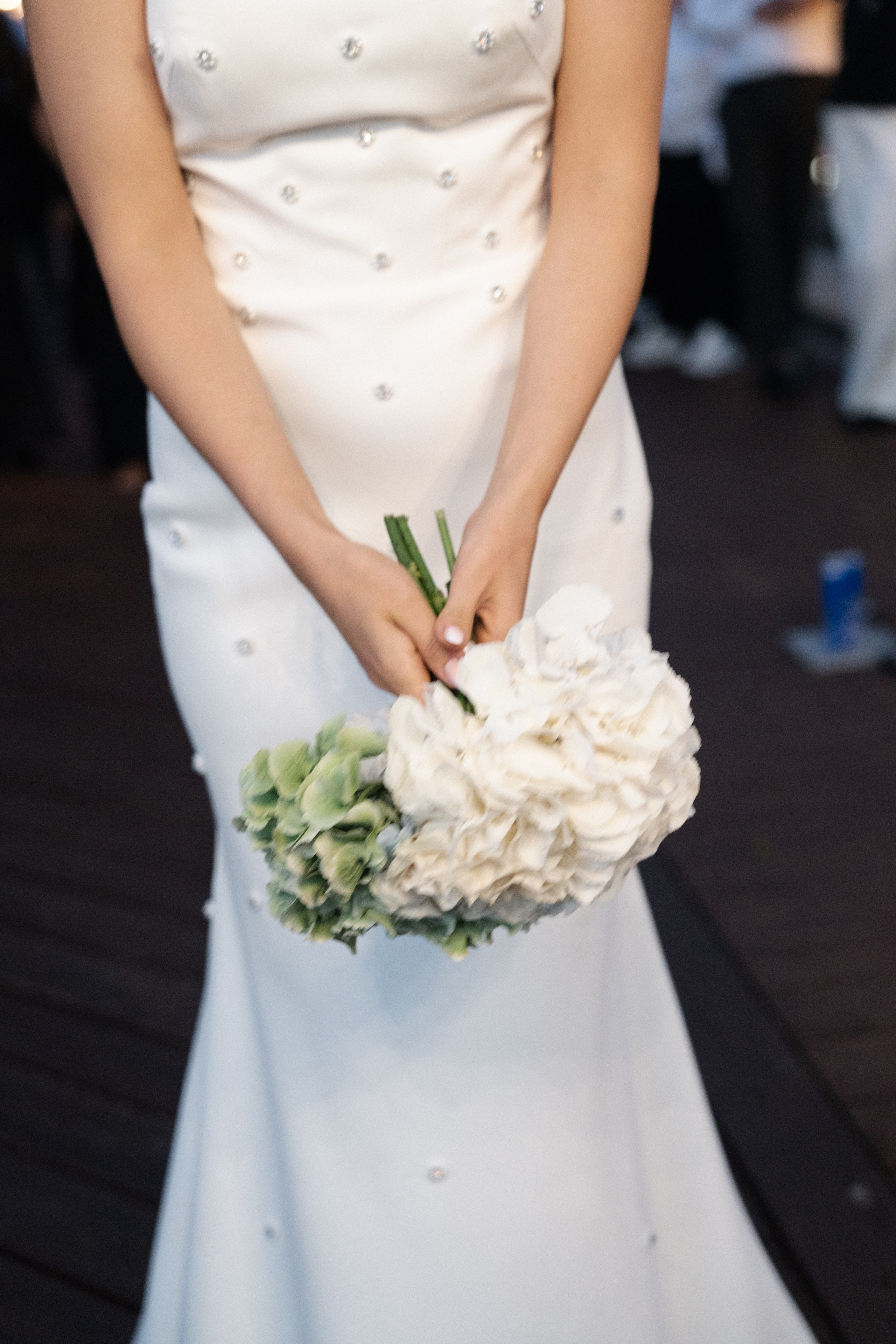 Виктория & Роман. Камерная городская свадьба в видовом ресторане в стиле современная классика. Свадебный фотограф организатор в Санкт-Петербурге Ассоль Опарина