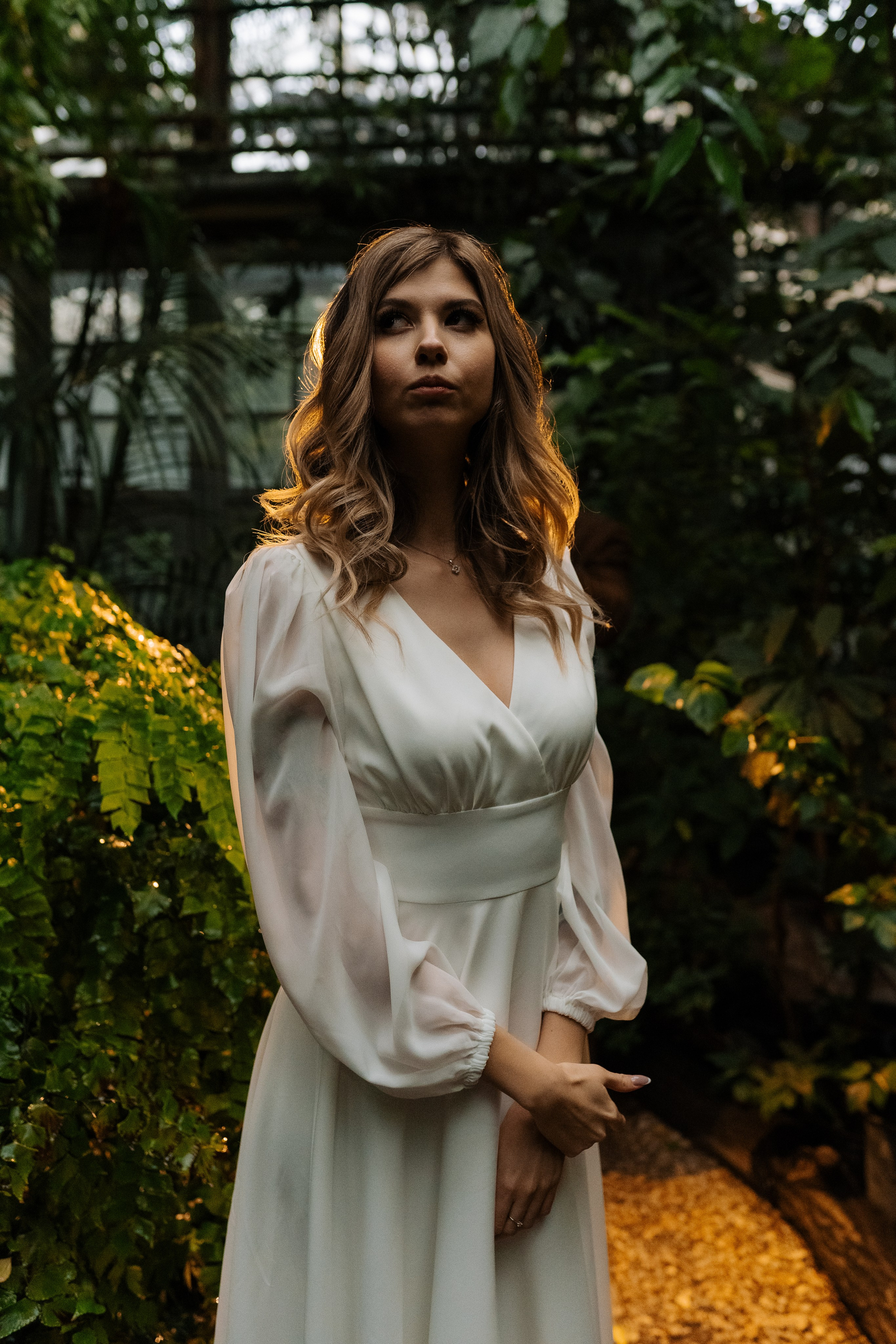 Свадебная фотосессия в оранжерее, Москва. Свадебный фотограф в Москве Анна Полушина