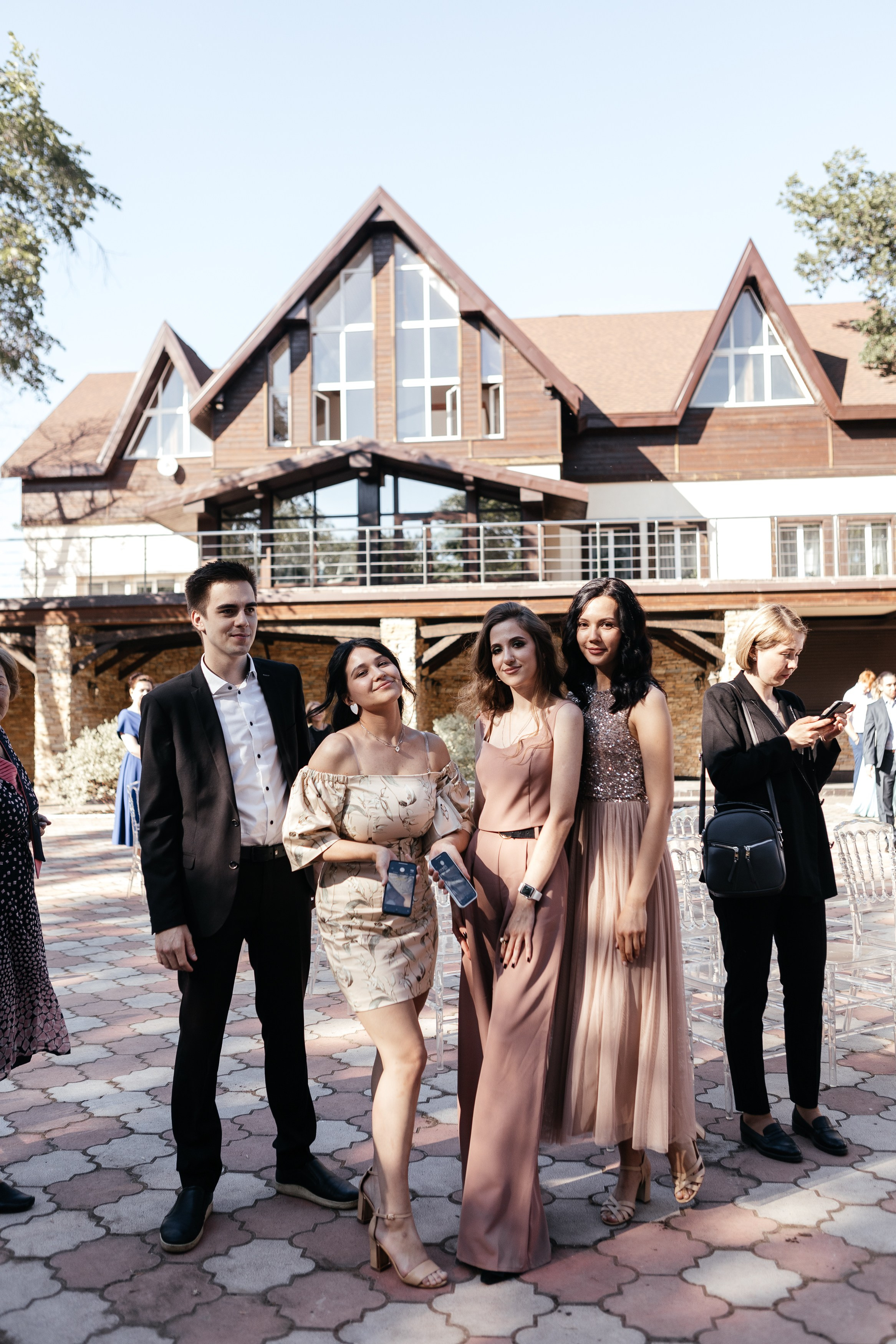 Свадебный фотограф Уфа — Руслан ГабдлисламовЖивые эмоции, красивые кадры, воспоминания на всю жизнь.Работаю по всей Республике Башкортоста. Свадебный фотограф Уфа Руслан Габдлисламов