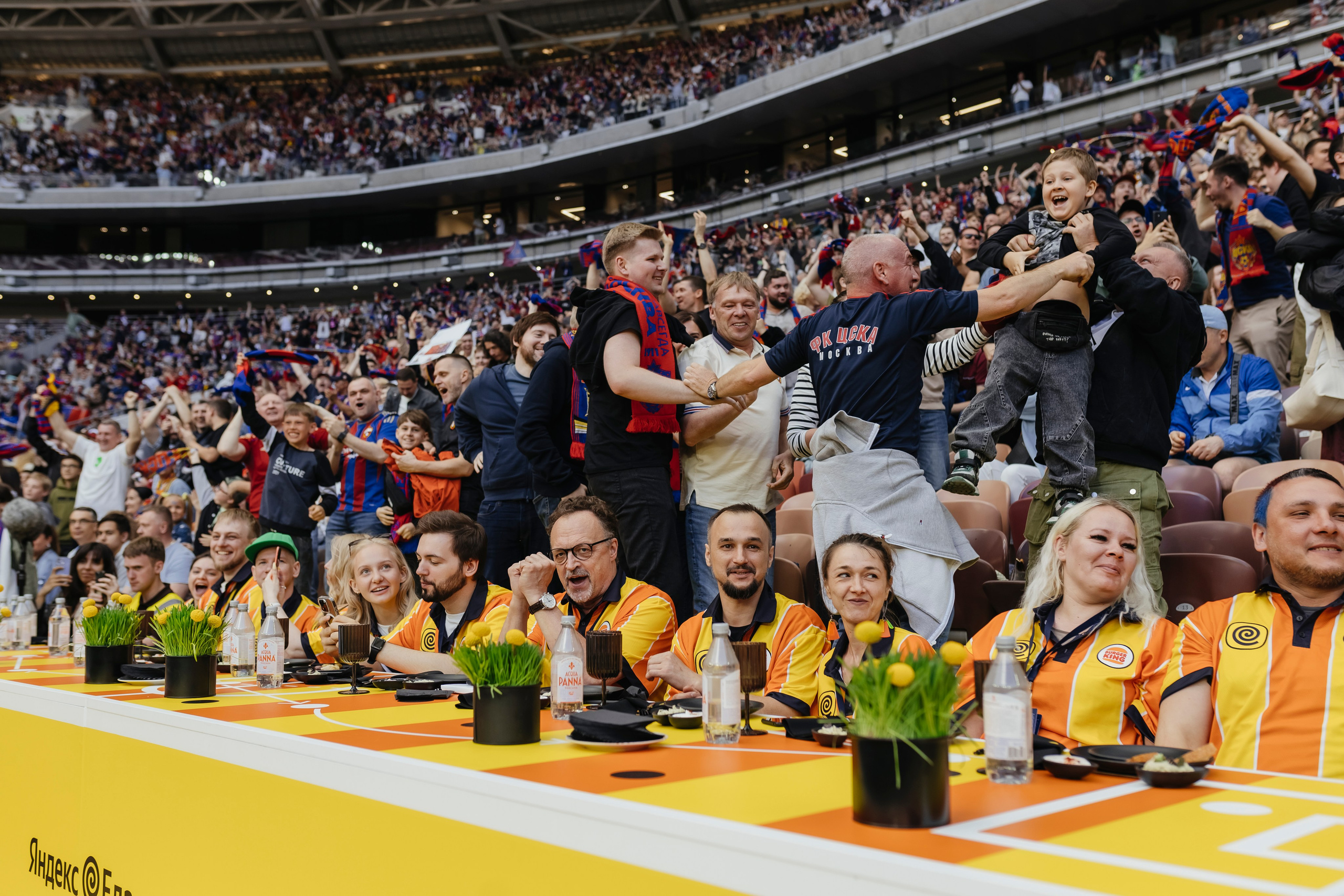 Яндекс Еда x Burger King На финале кубка России по футболу. Репортажный, event, концертный и backstage фотограф из Москвы Виталий Кривцов