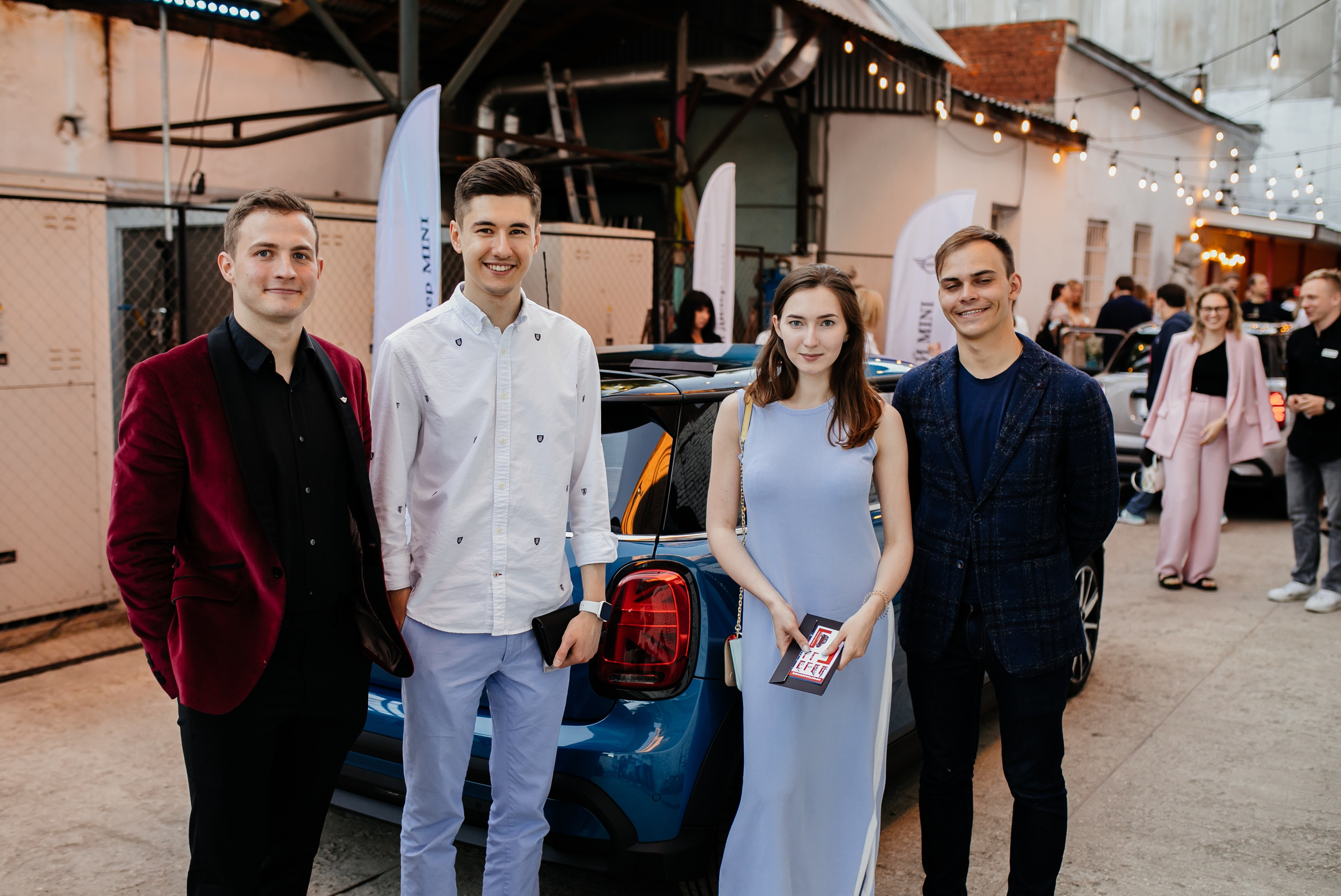New MINI Cooper в Гоголь Центре. Репортажный, event, концертный и backstage фотограф из Москвы Виталий Кривцов
