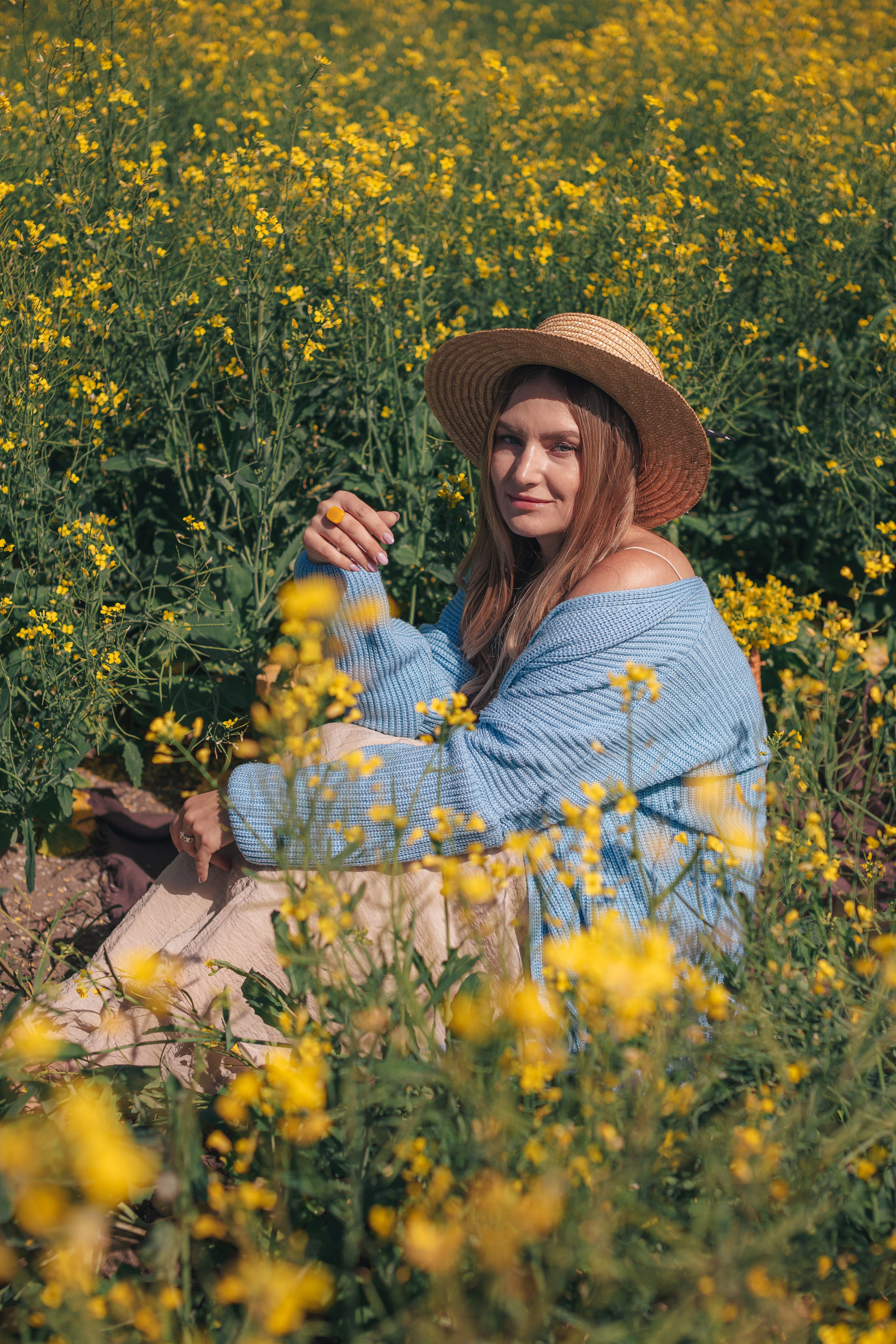 Рапсовое поле. Семейный и художественный фотограф в Тюмени Юлия Логинова
