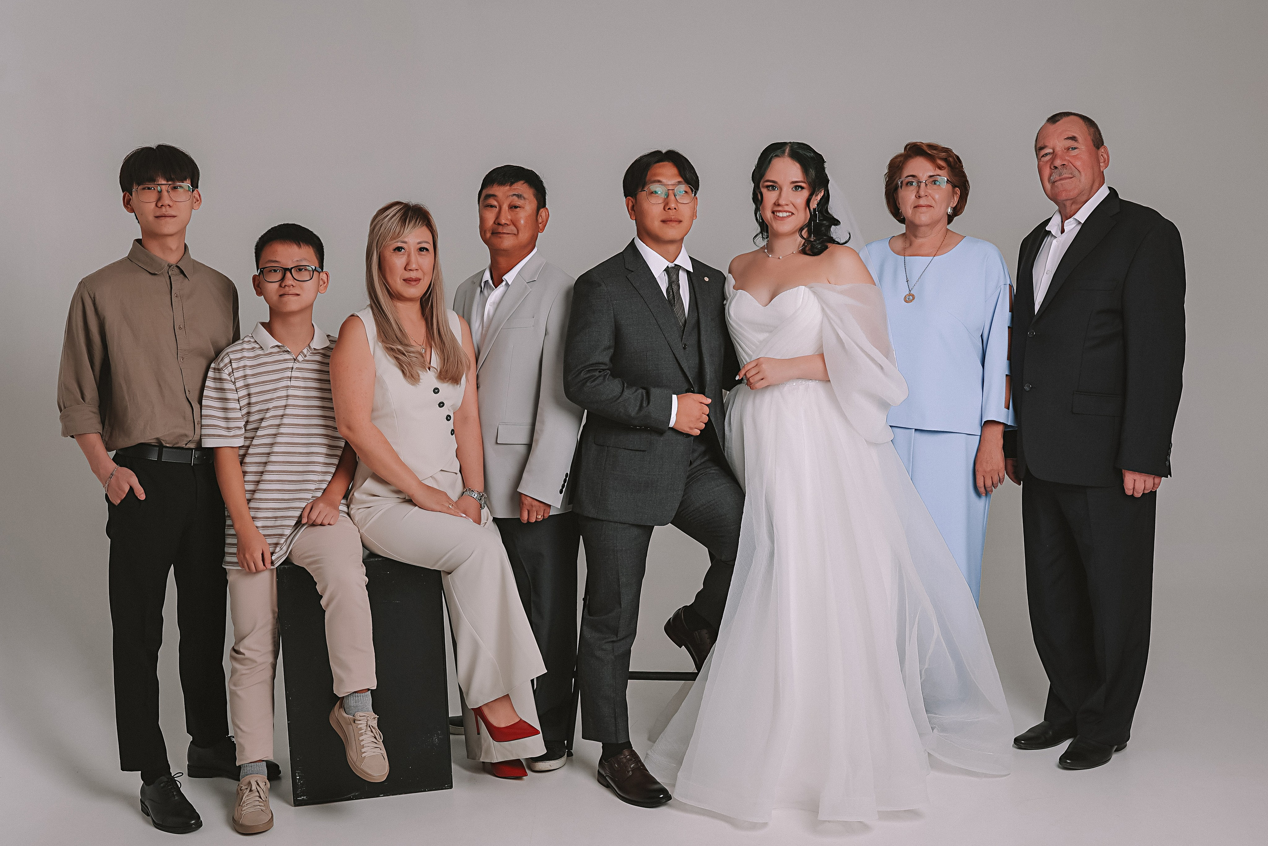 Айвазовский и парк дружбы народов. Семейный фотограф Тюмень, фотограф на роды Салмина Мария