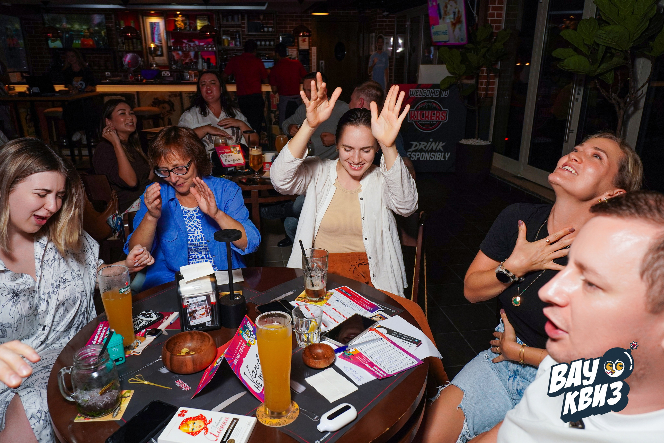 WOW QUIZ DUBAI. Фото | Видео Контент Мишель Ватаманюк