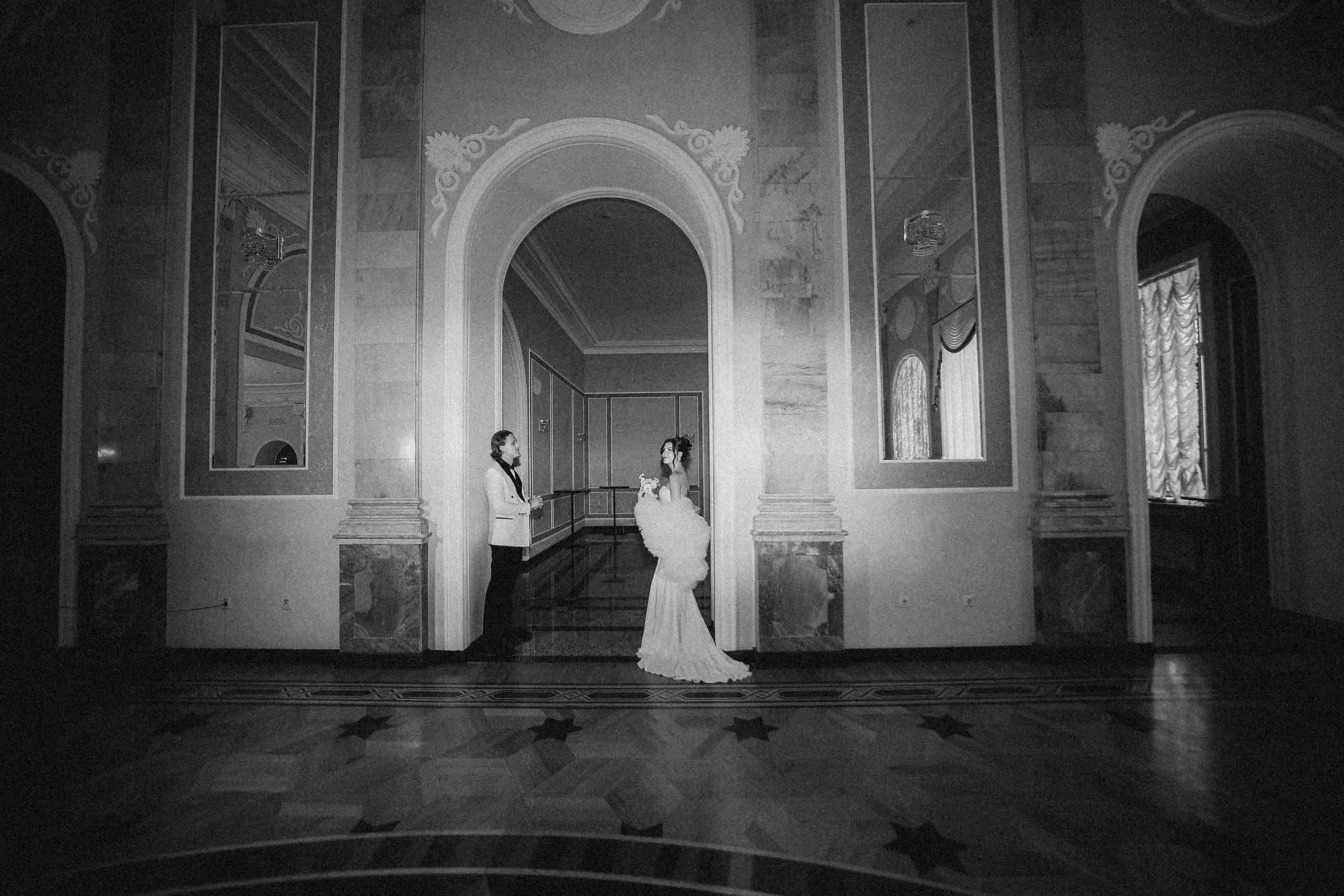 Свадебная съемка в театре. Иванова Ирина Свадебный и семейный фотограф г. Уфа