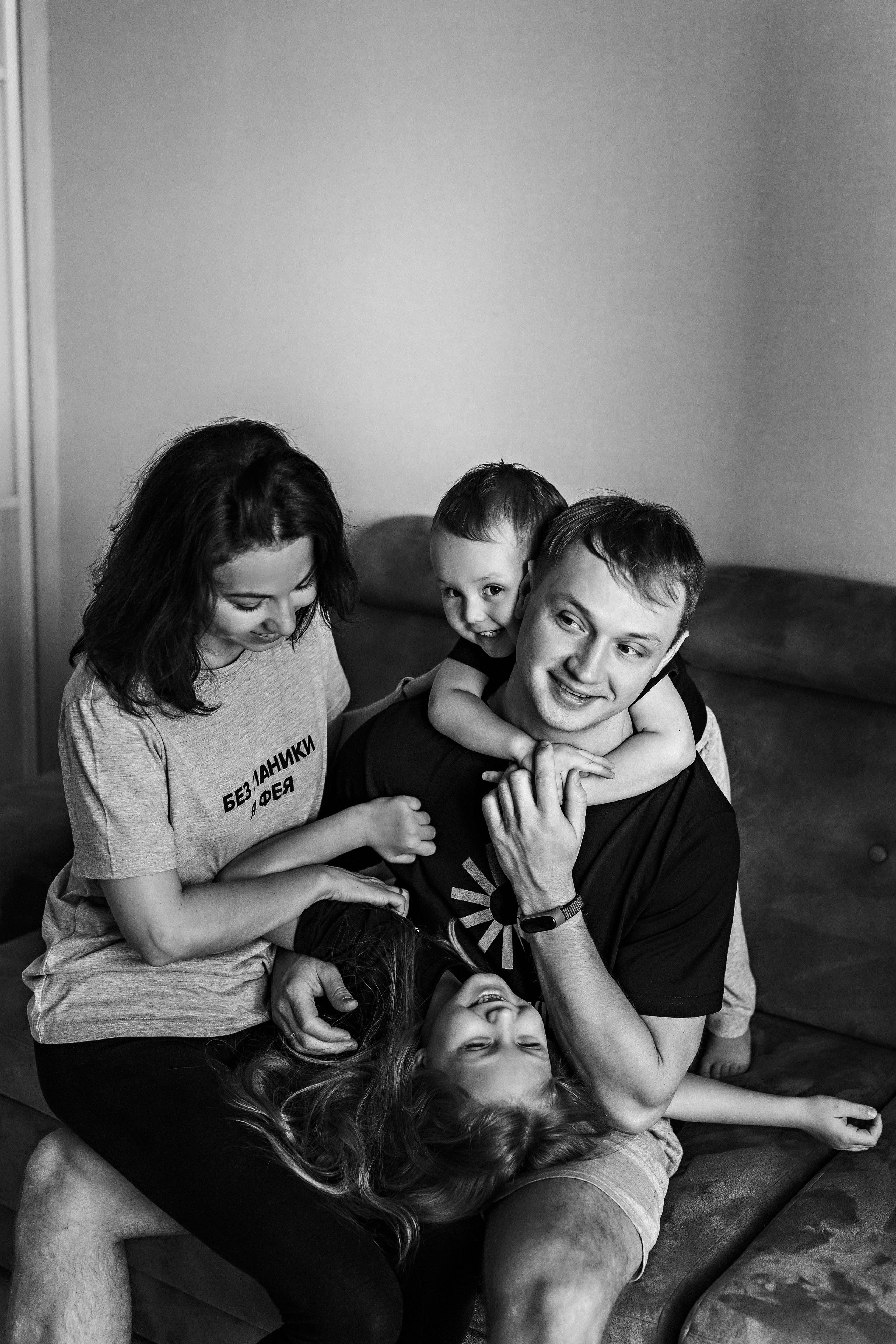 Аня+Сергей=Ксюша и Артур. Семейный фотограф в Минске Саша Павлюк