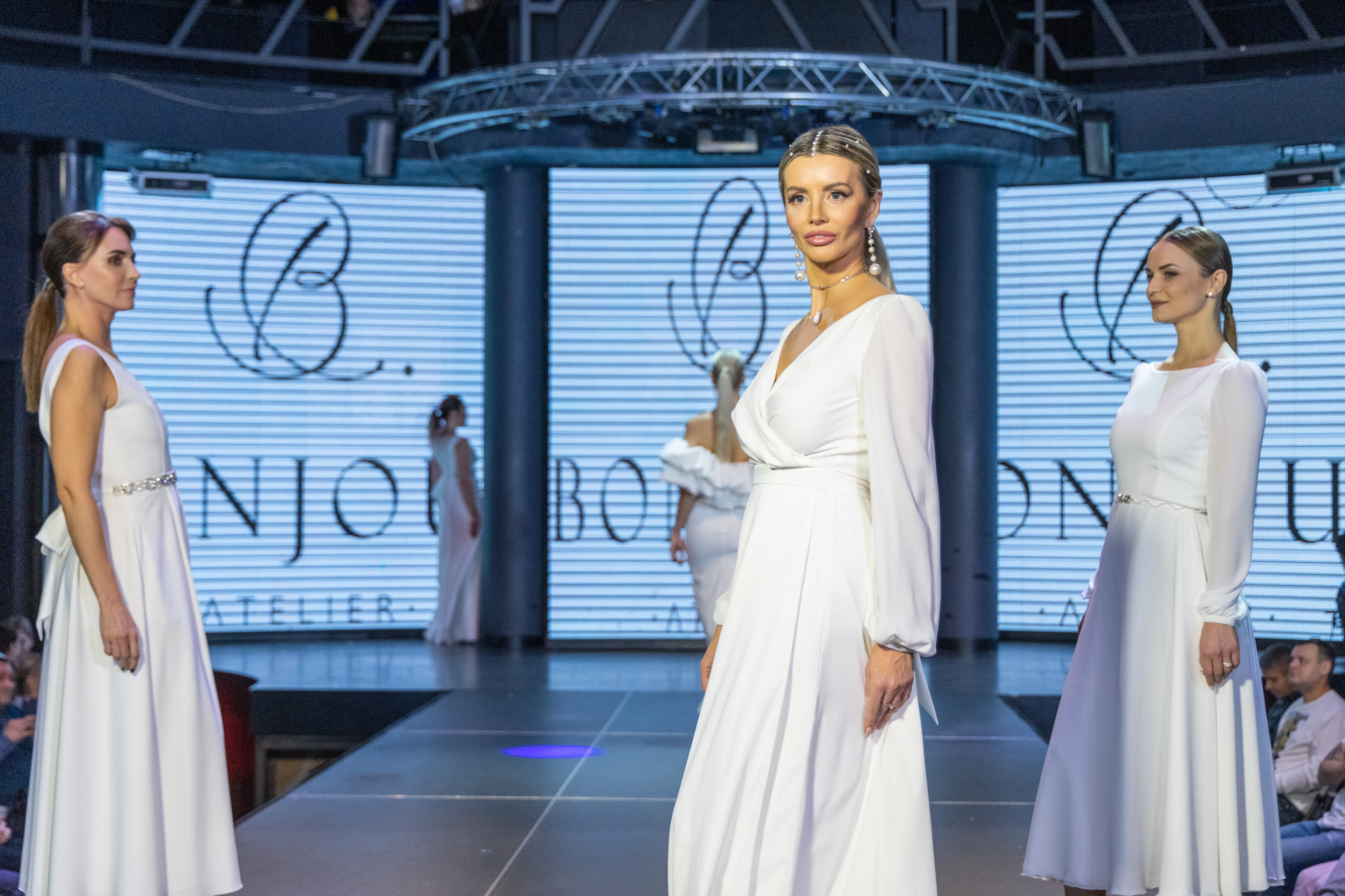 Fashion_line_show. Свадебный салон-ателье Бонжур в Минске Bonjour