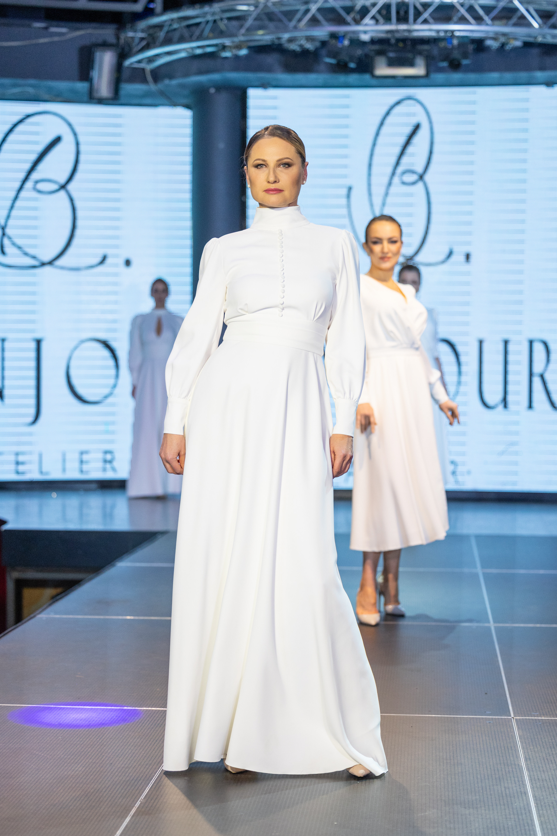 Fashion_line_show. Свадебный салон-ателье Бонжур в Минске Bonjour