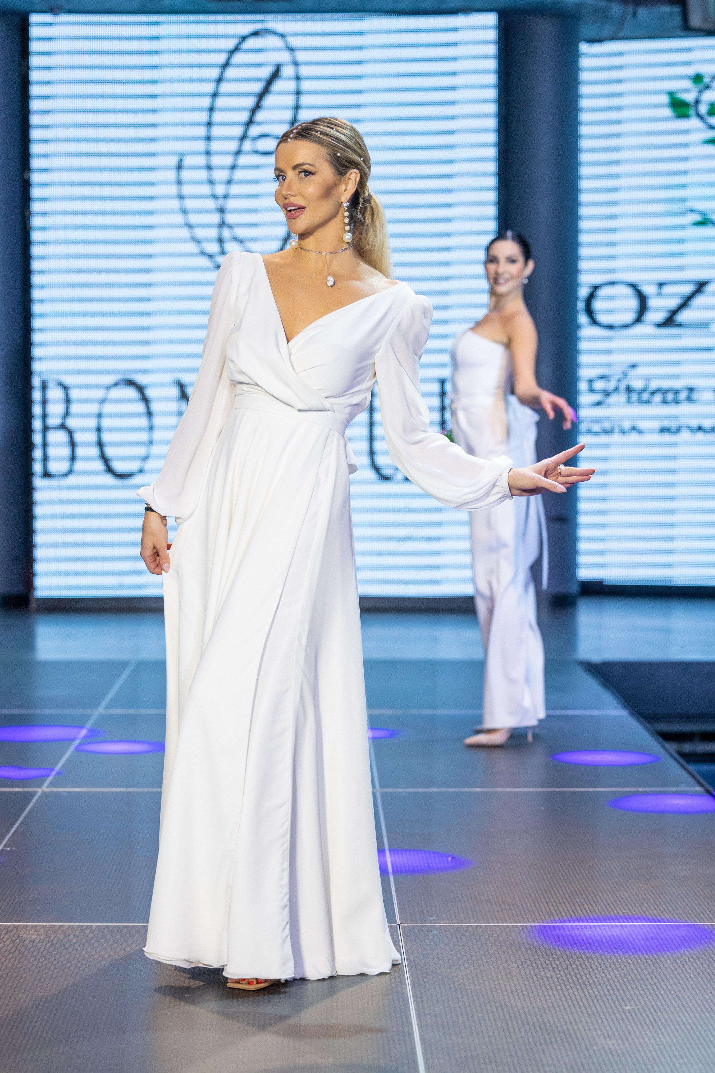 Fashion_line_show. Свадебный салон-ателье Бонжур в Минске Bonjour