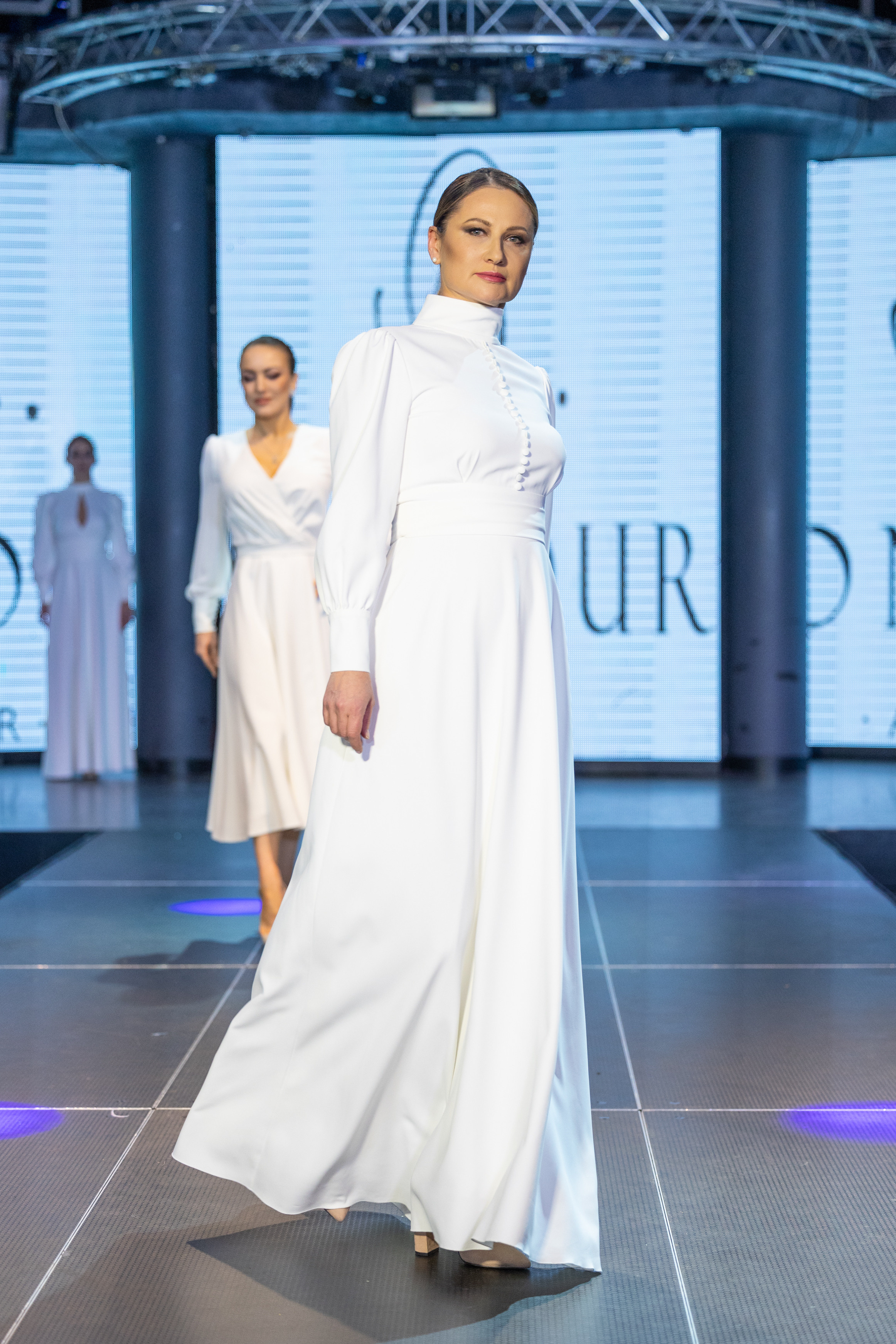 Fashion_line_show. Свадебный салон-ателье Бонжур в Минске Bonjour