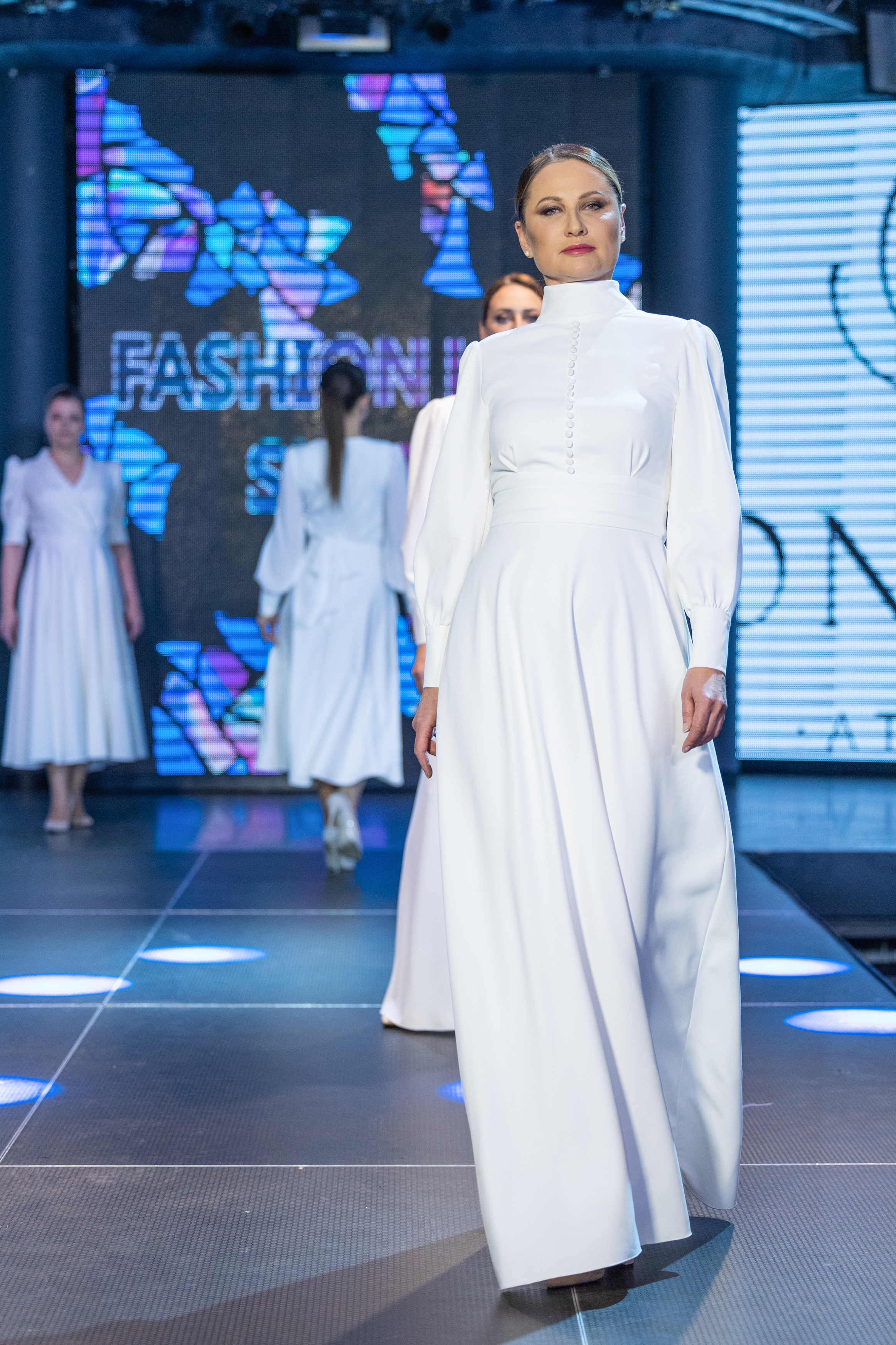 Fashion_line_show. Свадебный салон-ателье Бонжур в Минске Bonjour