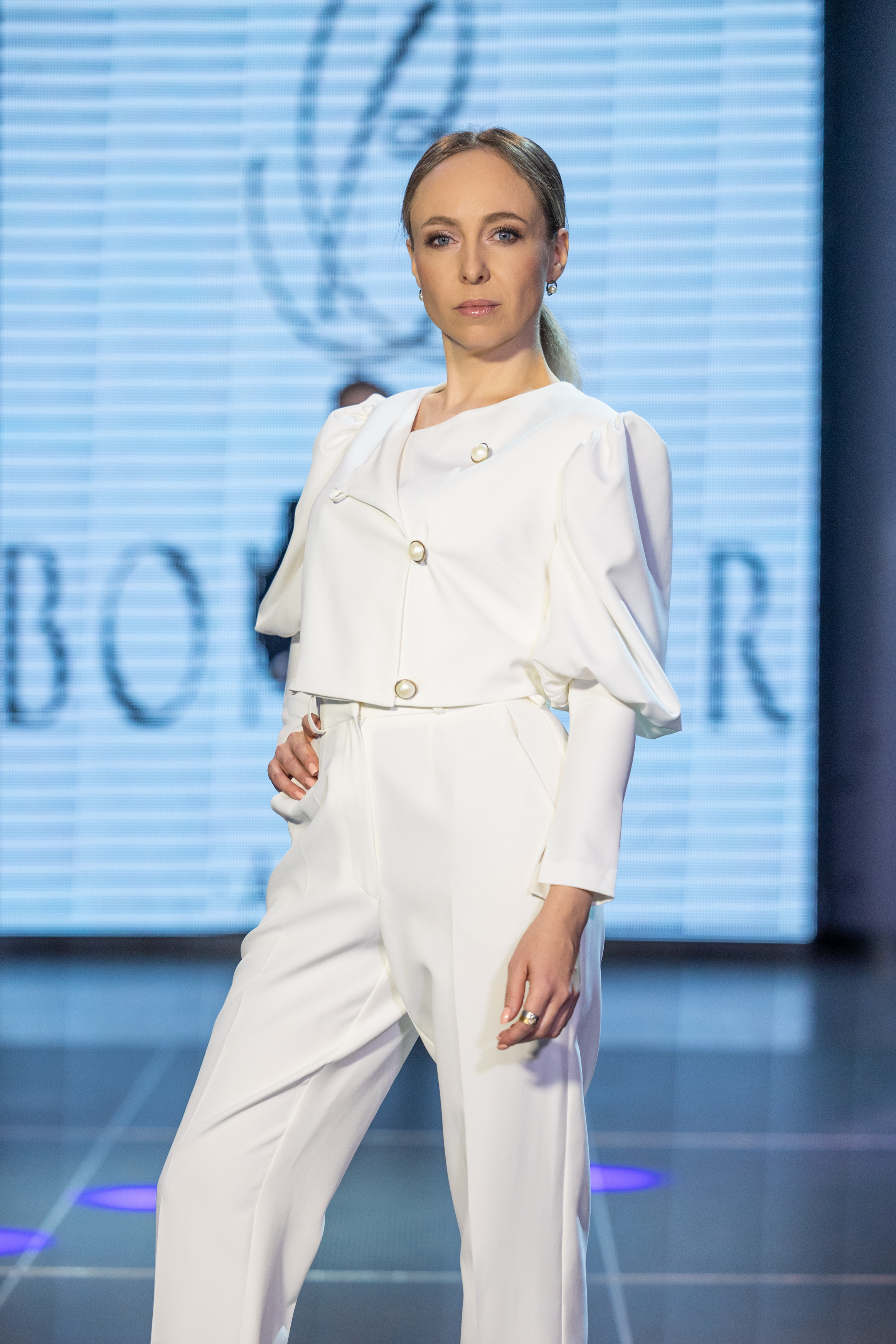 Fashion_line_show. Свадебный салон-ателье Бонжур в Минске Bonjour