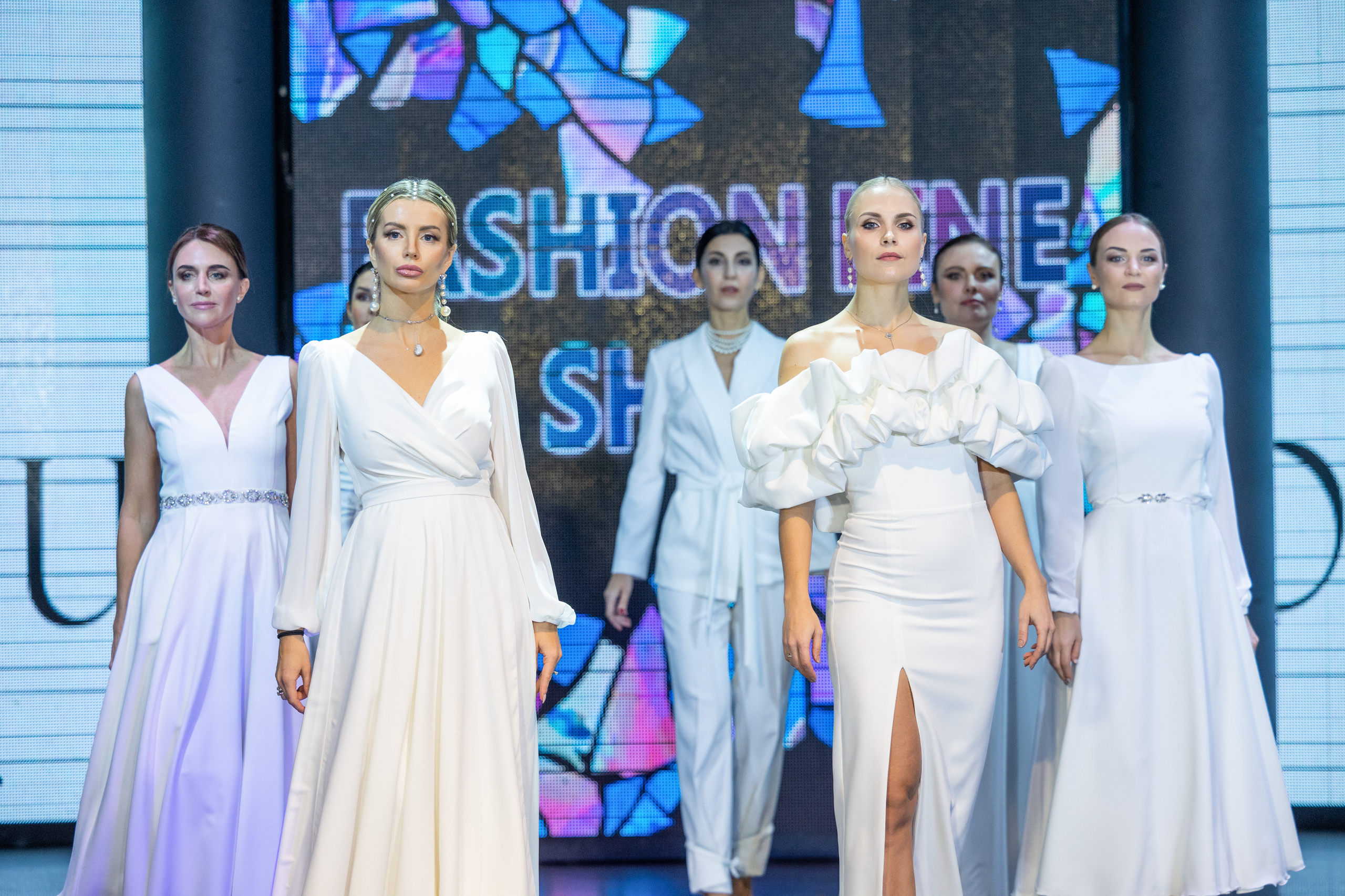 Fashion_line_show. Свадебный салон-ателье Бонжур в Минске Bonjour