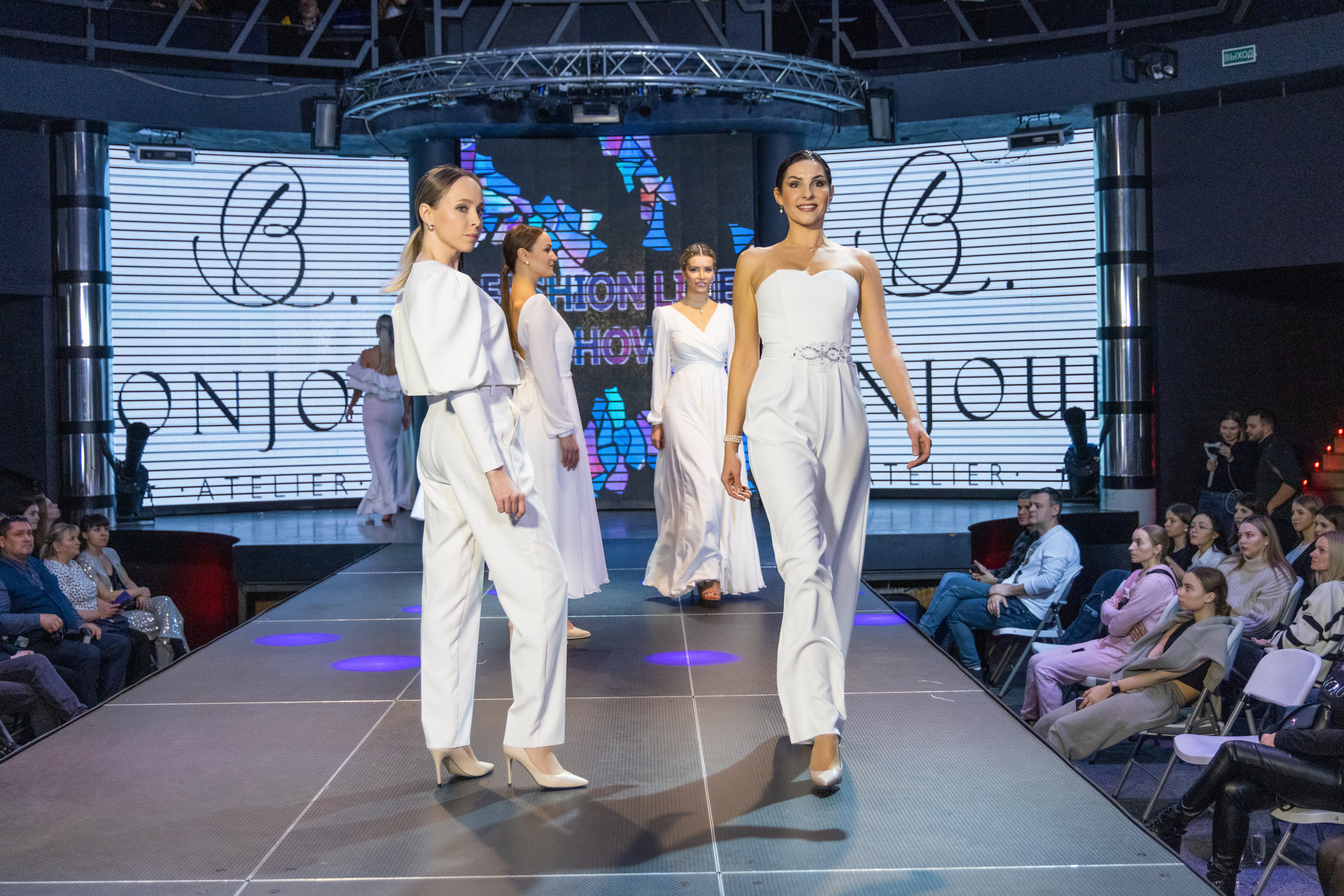 Fashion_line_show. Свадебный салон-ателье Бонжур в Минске Bonjour
