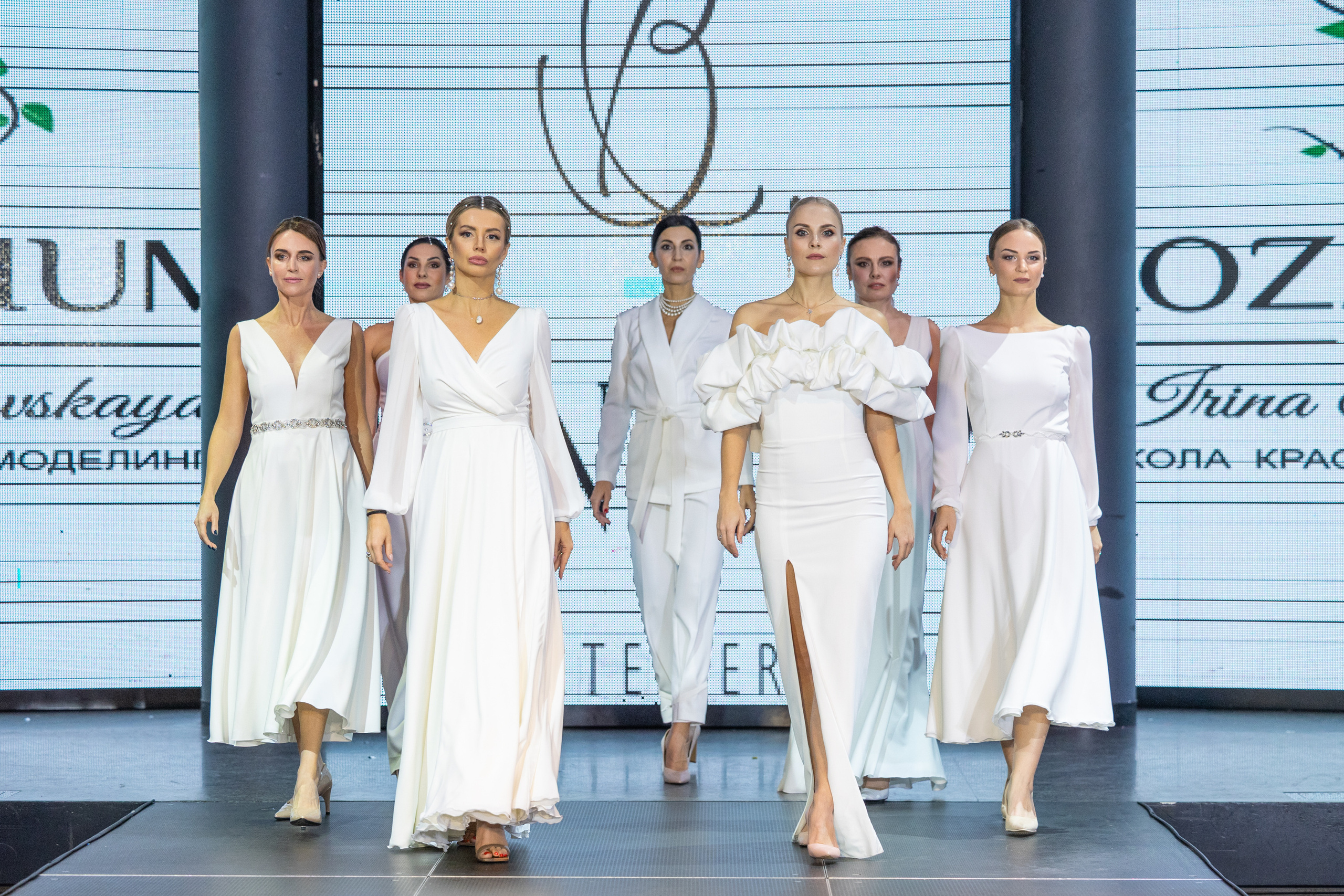 Fashion_line_show. Свадебный салон-ателье Бонжур в Минске Bonjour