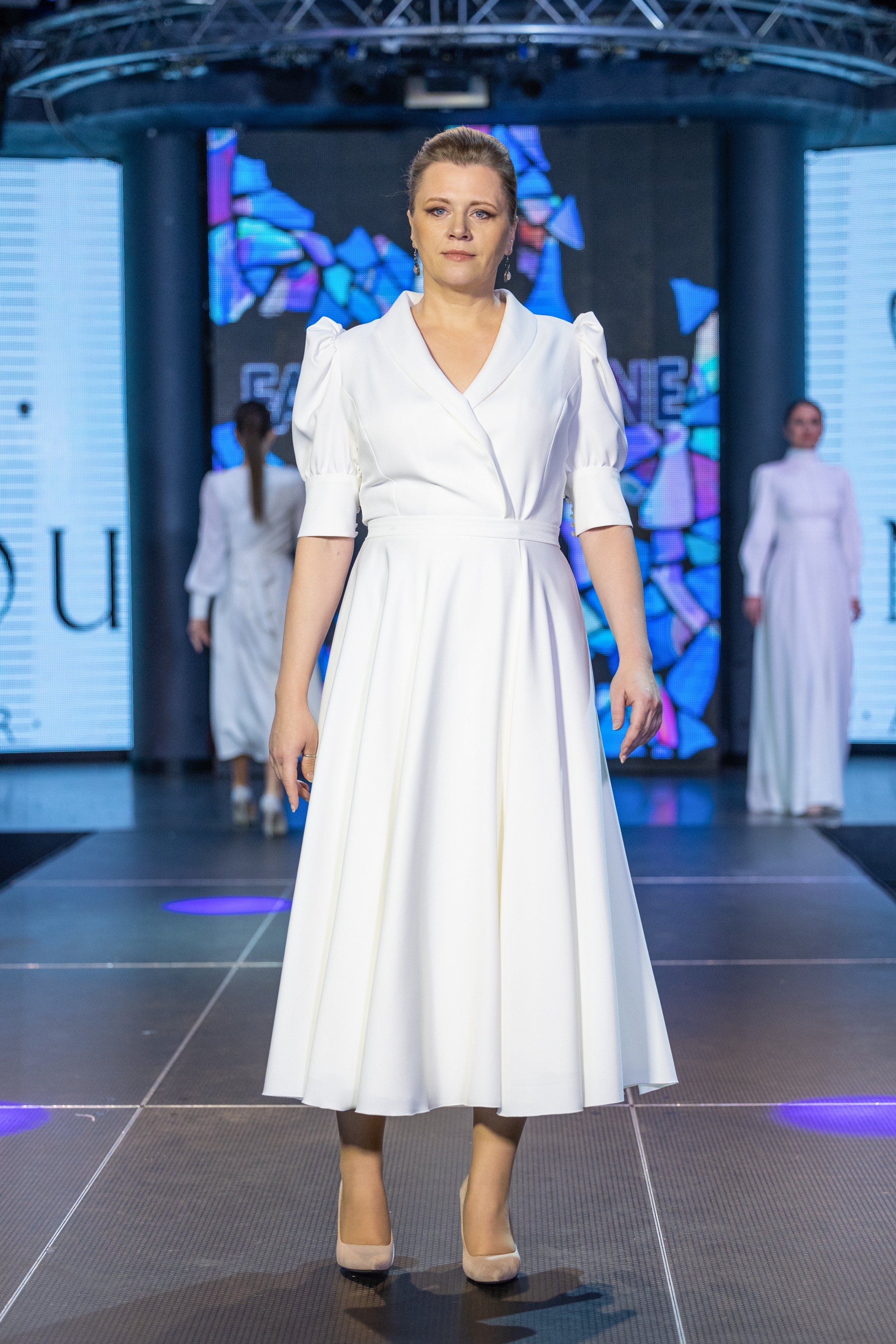 Fashion_line_show. Свадебный салон-ателье Бонжур в Минске Bonjour