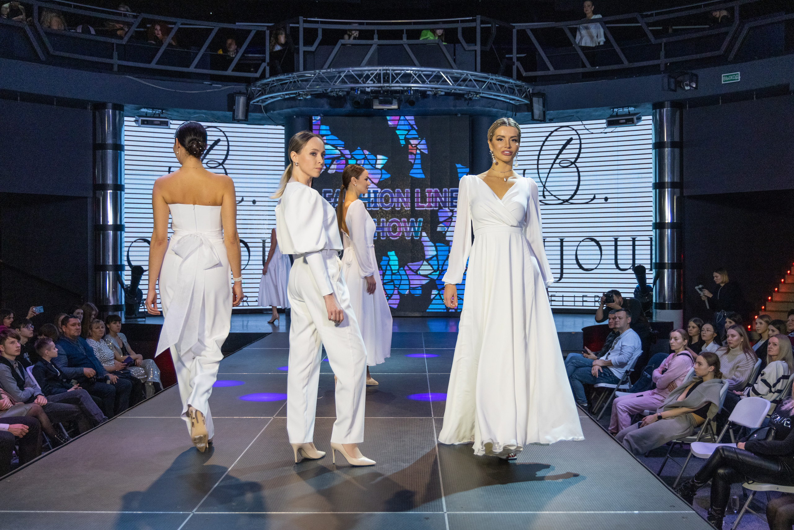 Fashion_line_show. Свадебный салон-ателье Бонжур в Минске Bonjour