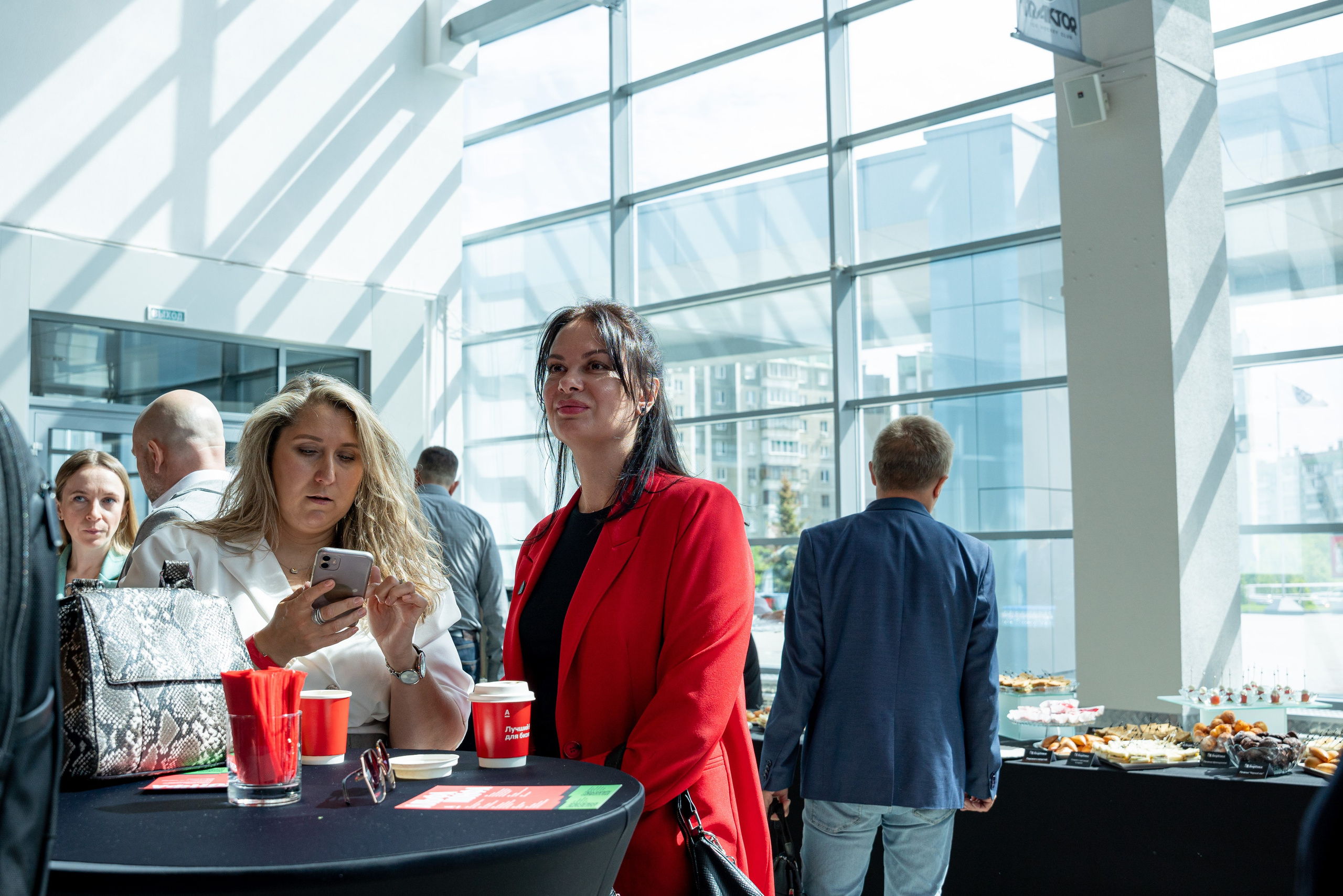 КЕЙТЕРИНГ В АЛЬФА ИНФА. Фотограф на любое мероприятие