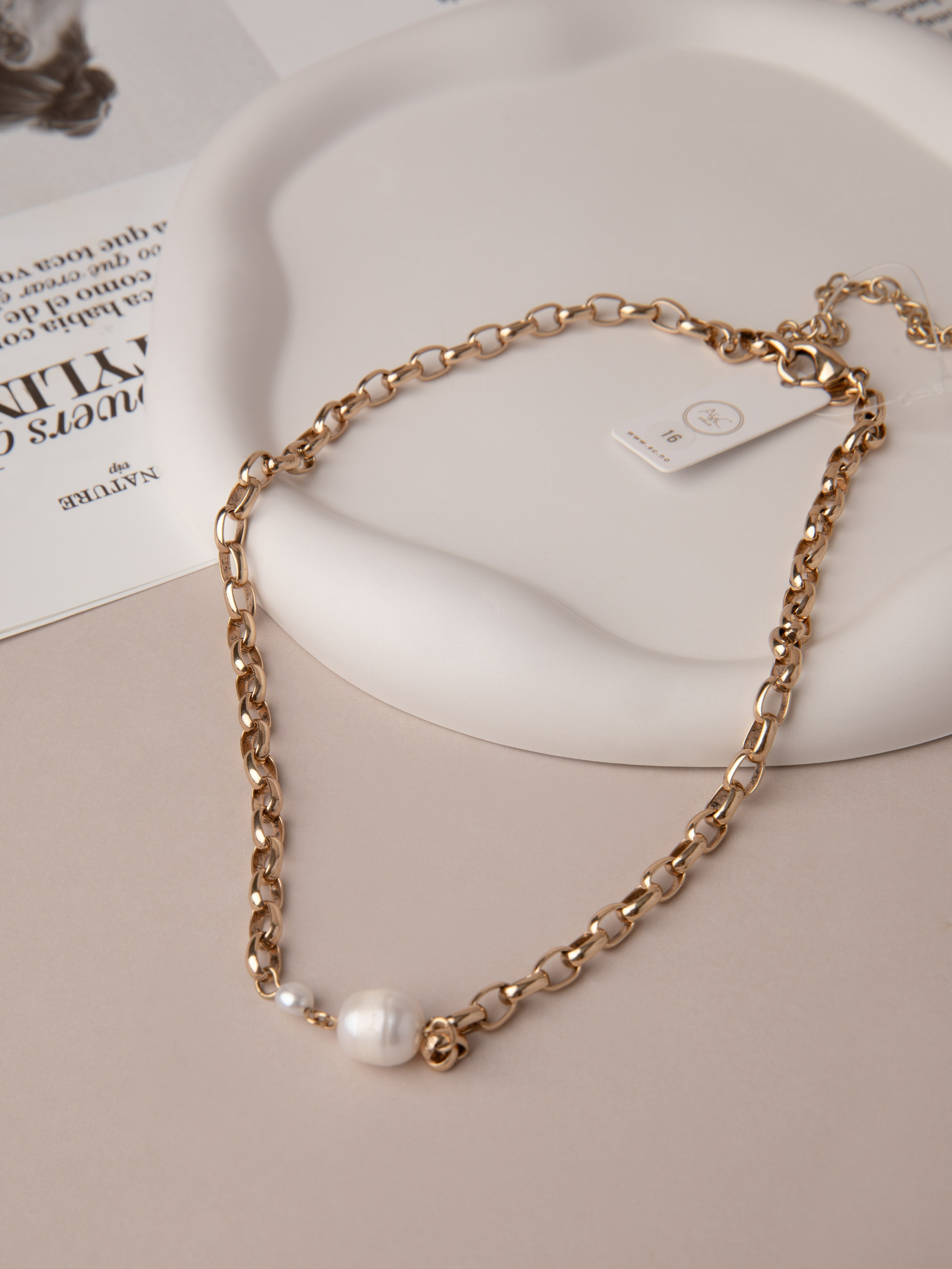 Украшения. Фотостудия предметной и модельной съёмки для маркетплейсов