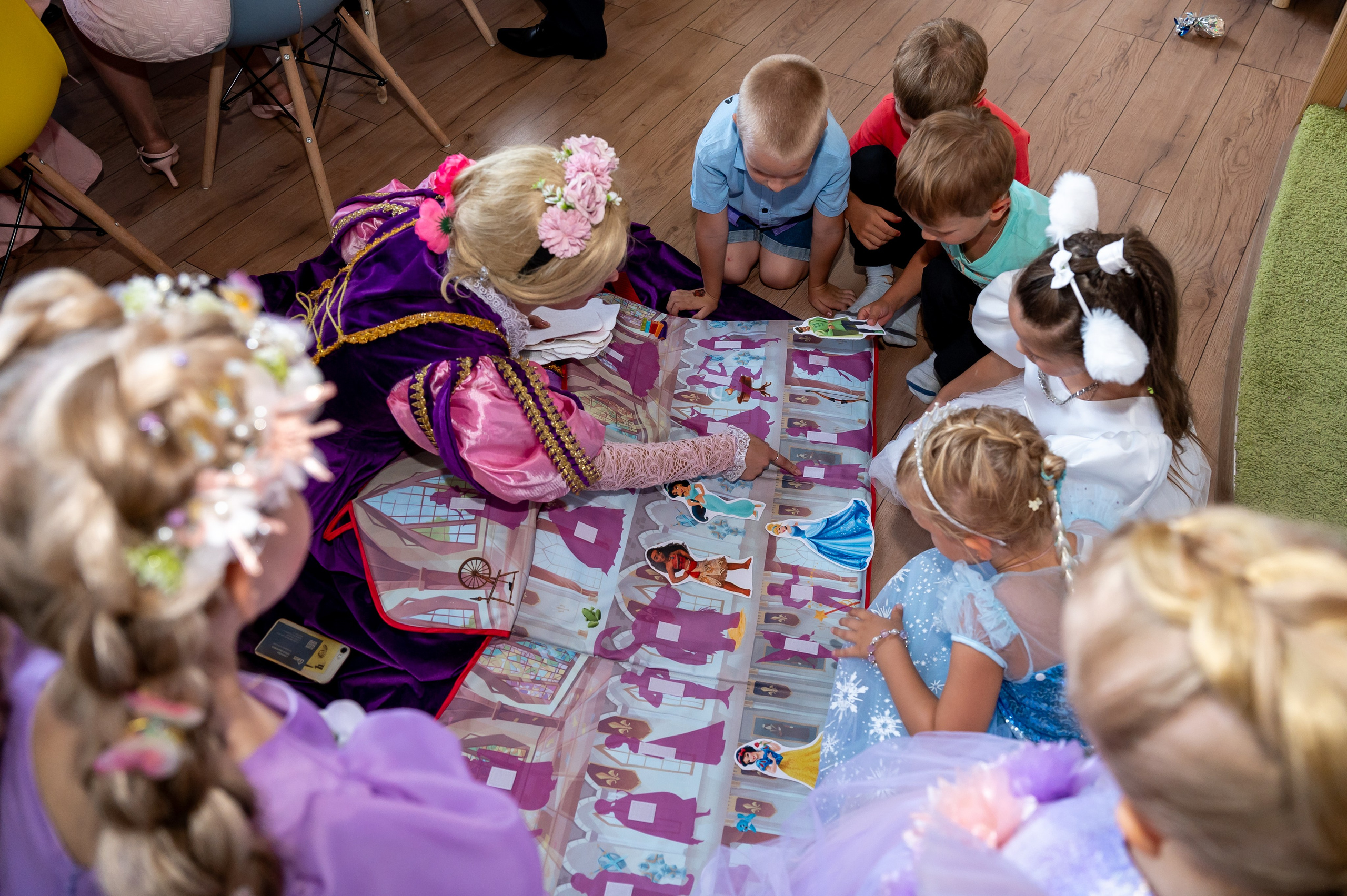 ДР в лофте с фокусником