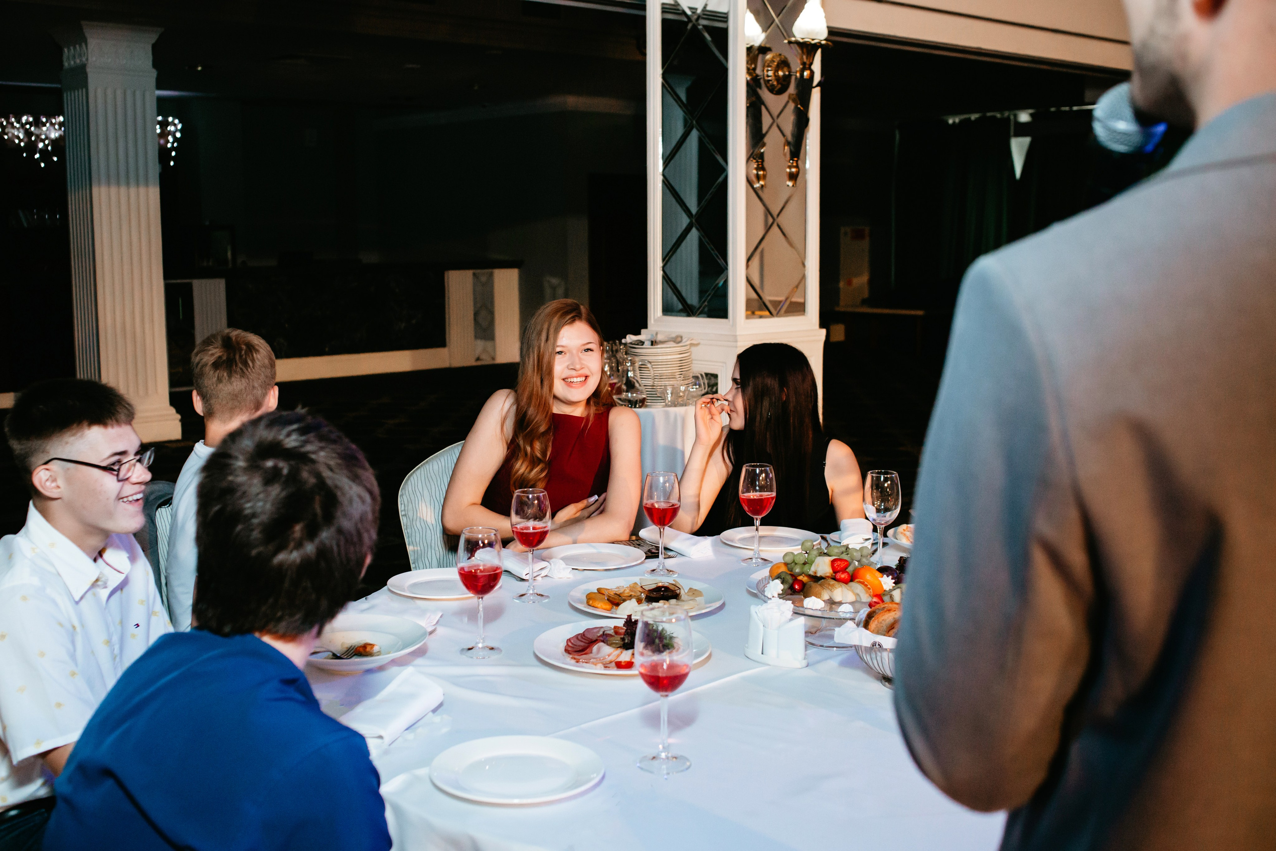 Выпускной 2025 (9класс) 124 школа. Фотограф в Челябинске Ополихина Анна