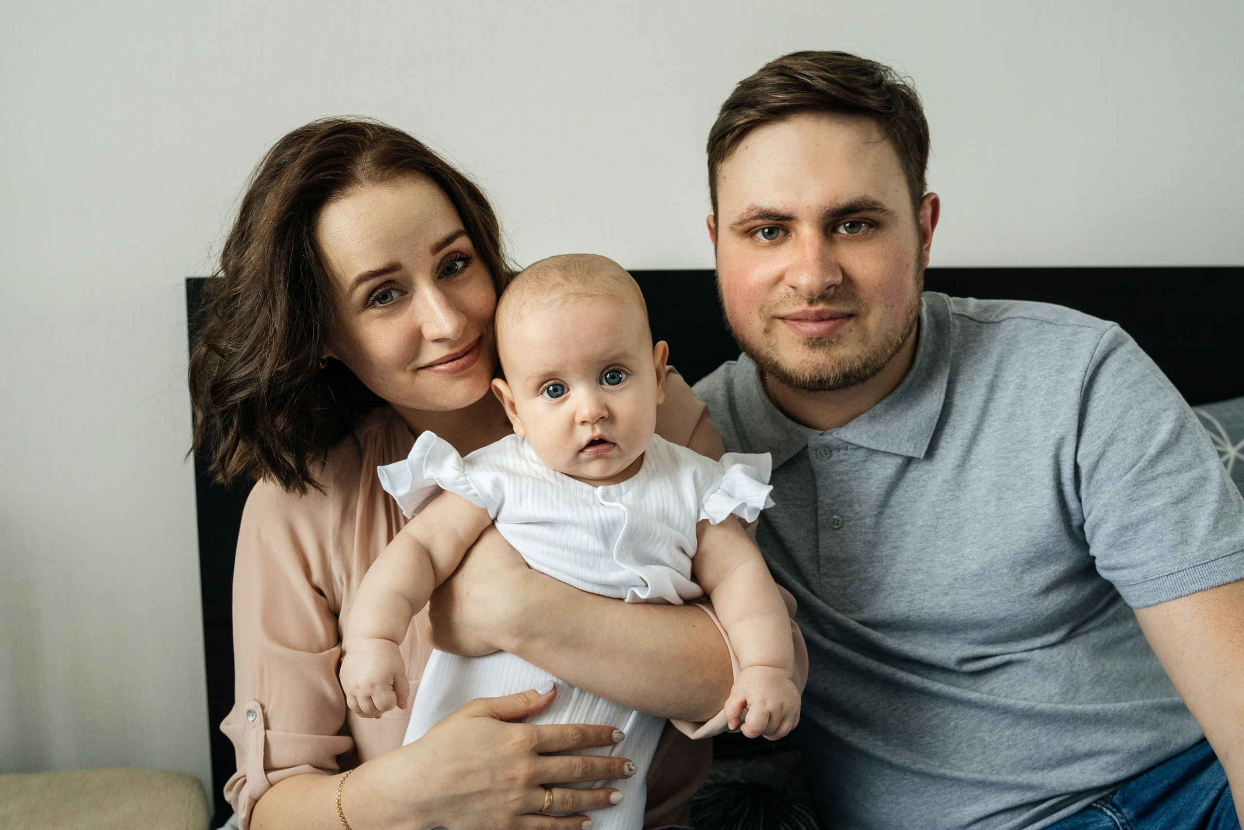 Малышка Мия с мамой Настей и папой Женей. Свадебный и семейный фотограф в Нижнем Новгороде Коданева Ольга