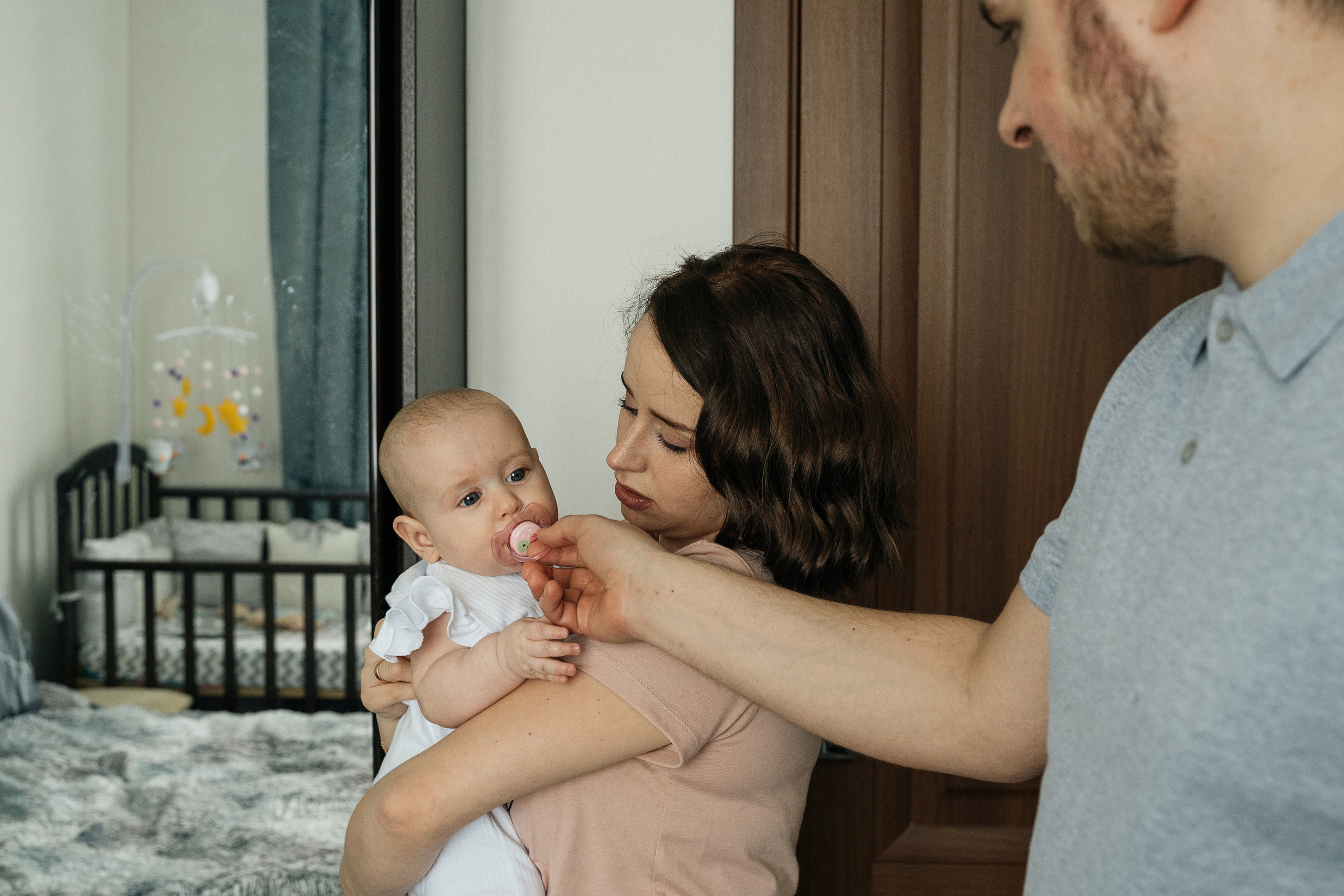 Малышка Мия с мамой Настей и папой Женей. Свадебный и семейный фотограф в Нижнем Новгороде Коданева Ольга