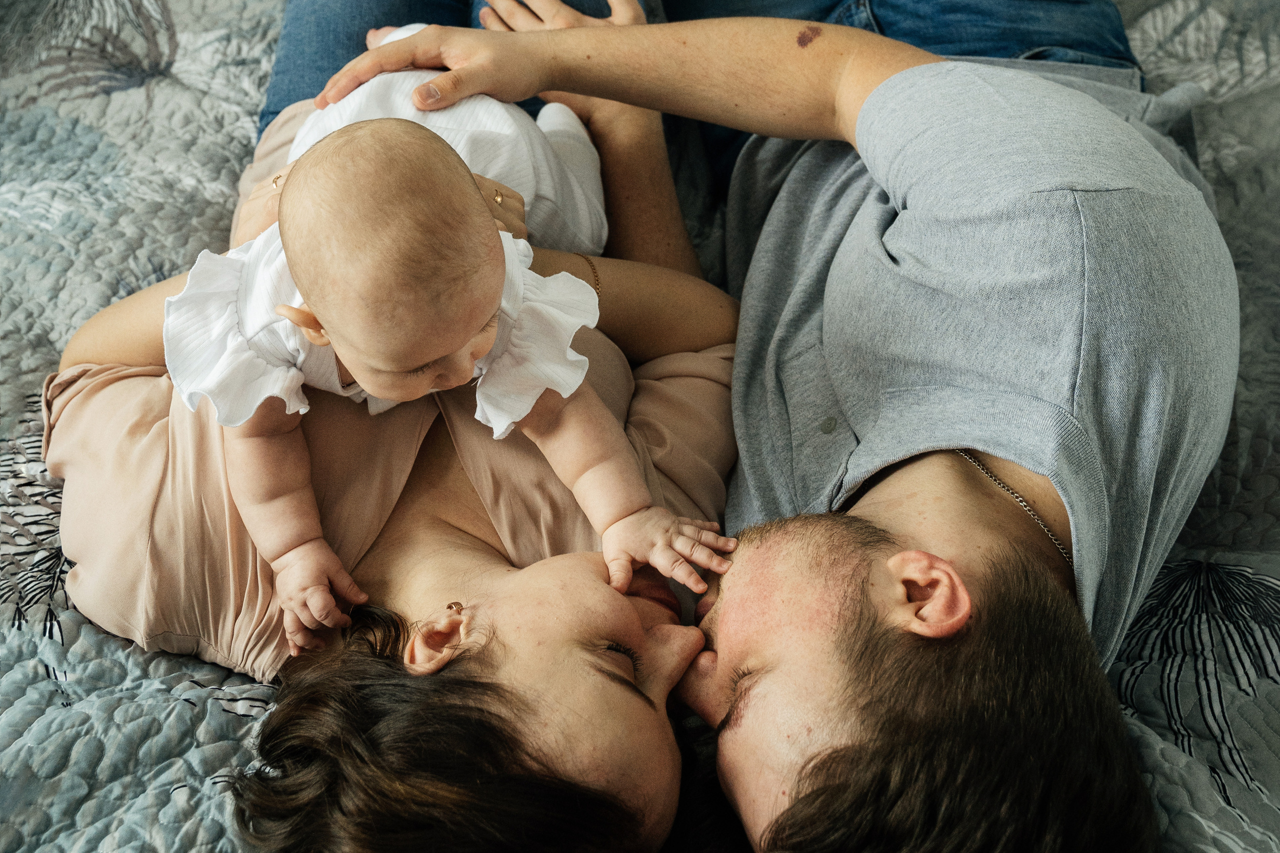 Малышка Мия с мамой Настей и папой Женей. Свадебный и семейный фотограф в Нижнем Новгороде Коданева Ольга