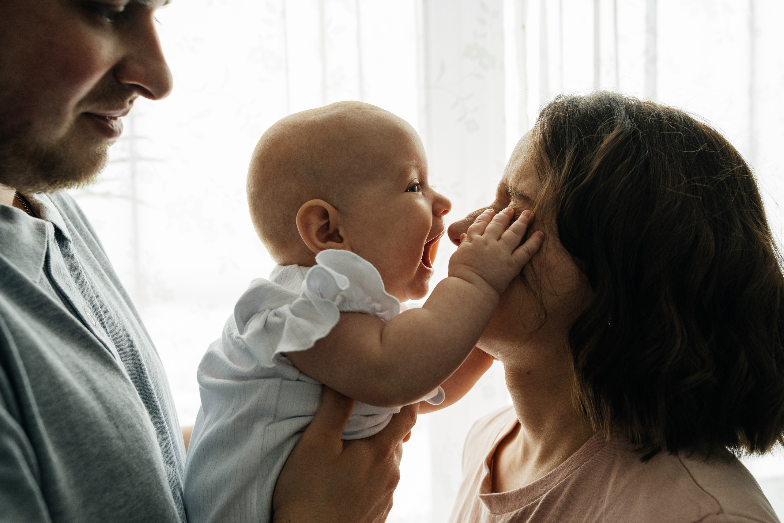 Малышка Мия с мамой Настей и папой Женей. Свадебный и семейный фотограф в Нижнем Новгороде Коданева Ольга