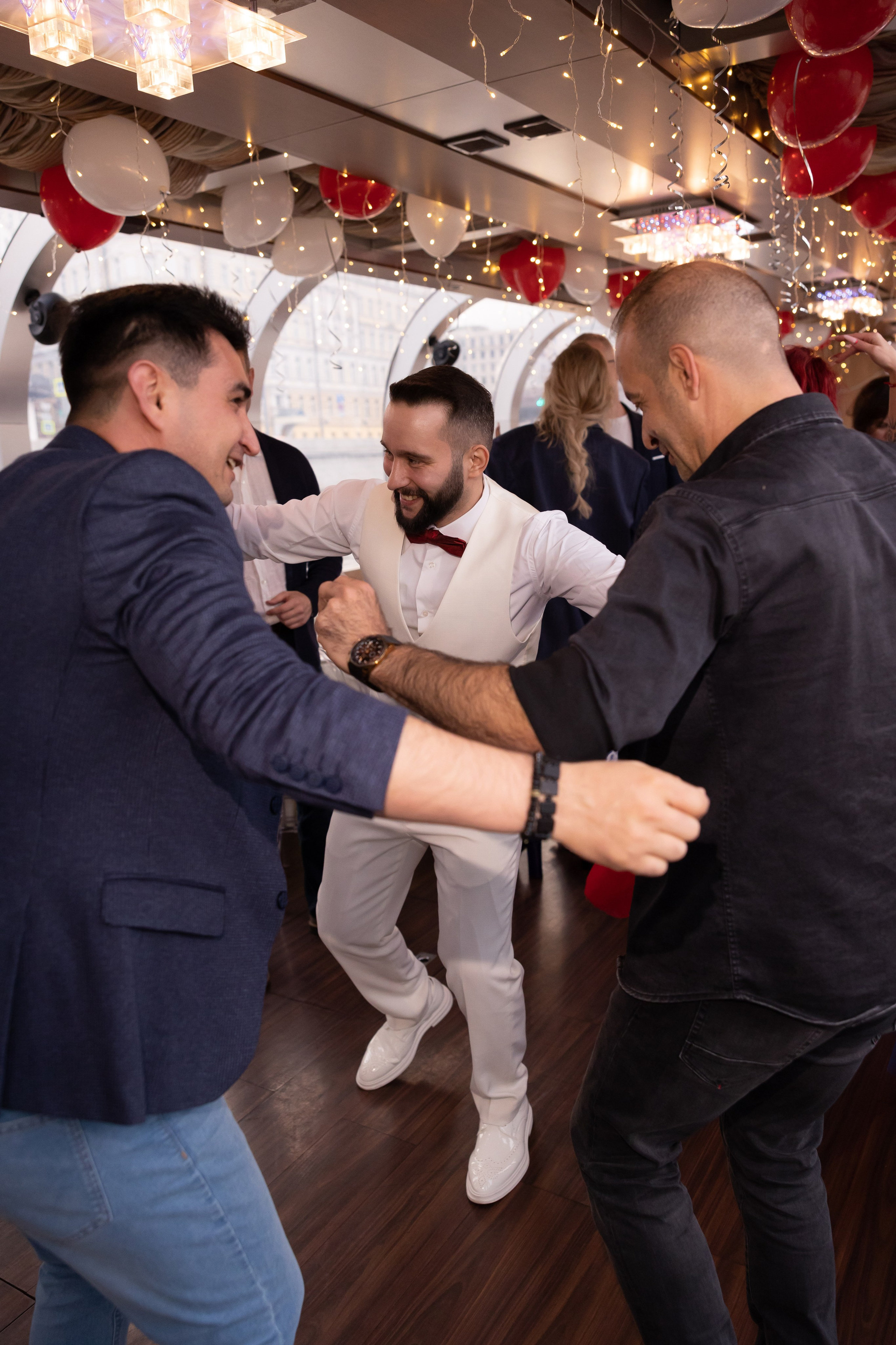 Ксения и Чаатай (теплоход). Сказочный фотограф для Вас и Вашей семьи