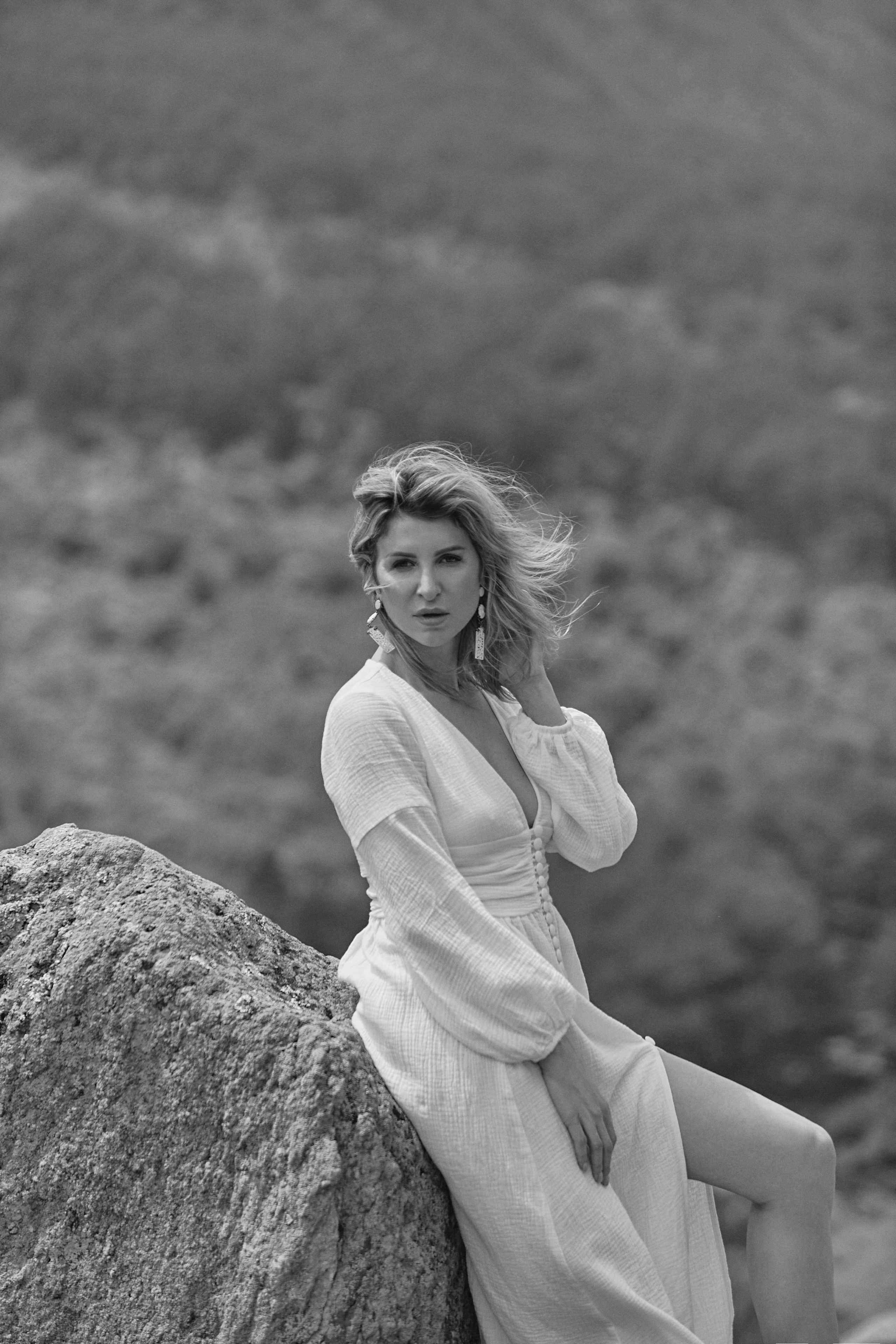 Фотосессия у водопада в Кабардино-Балкарии. Фотограф Продюсер в горах КБР / Москва  Нальчик Горы