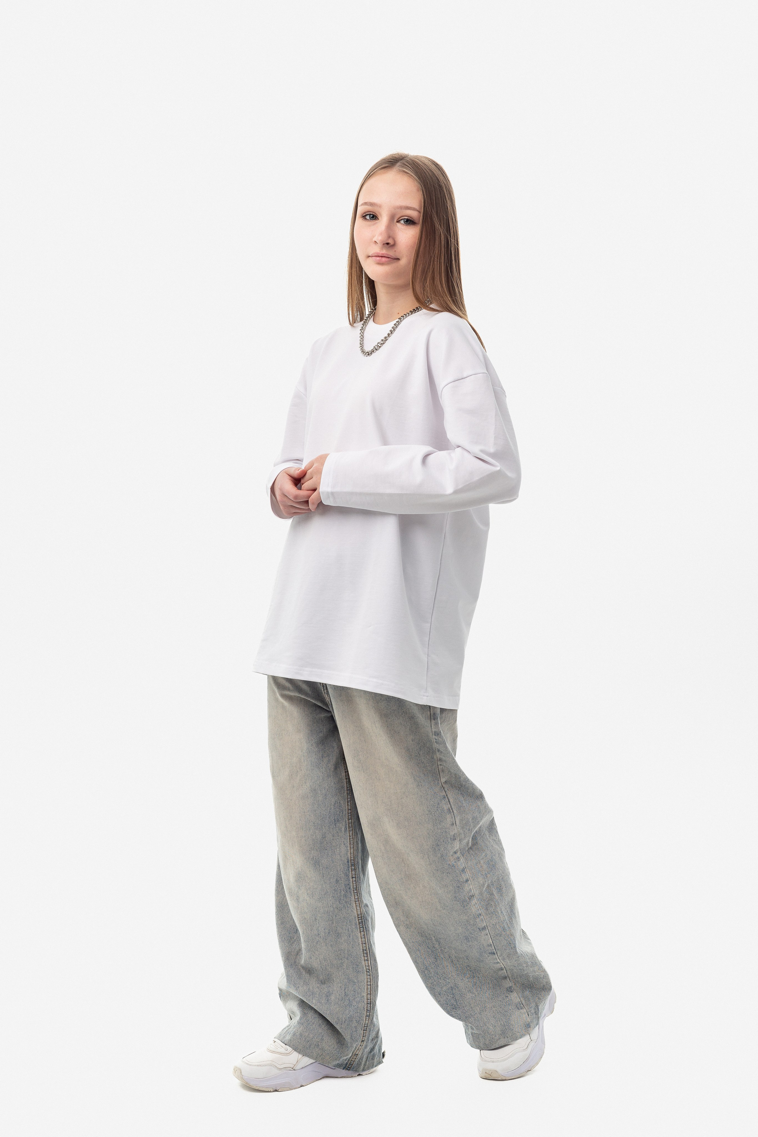 Предметная фотография одежды для Ozon и Wildberries. Фотограф в Анапе Олег Зекерьяев