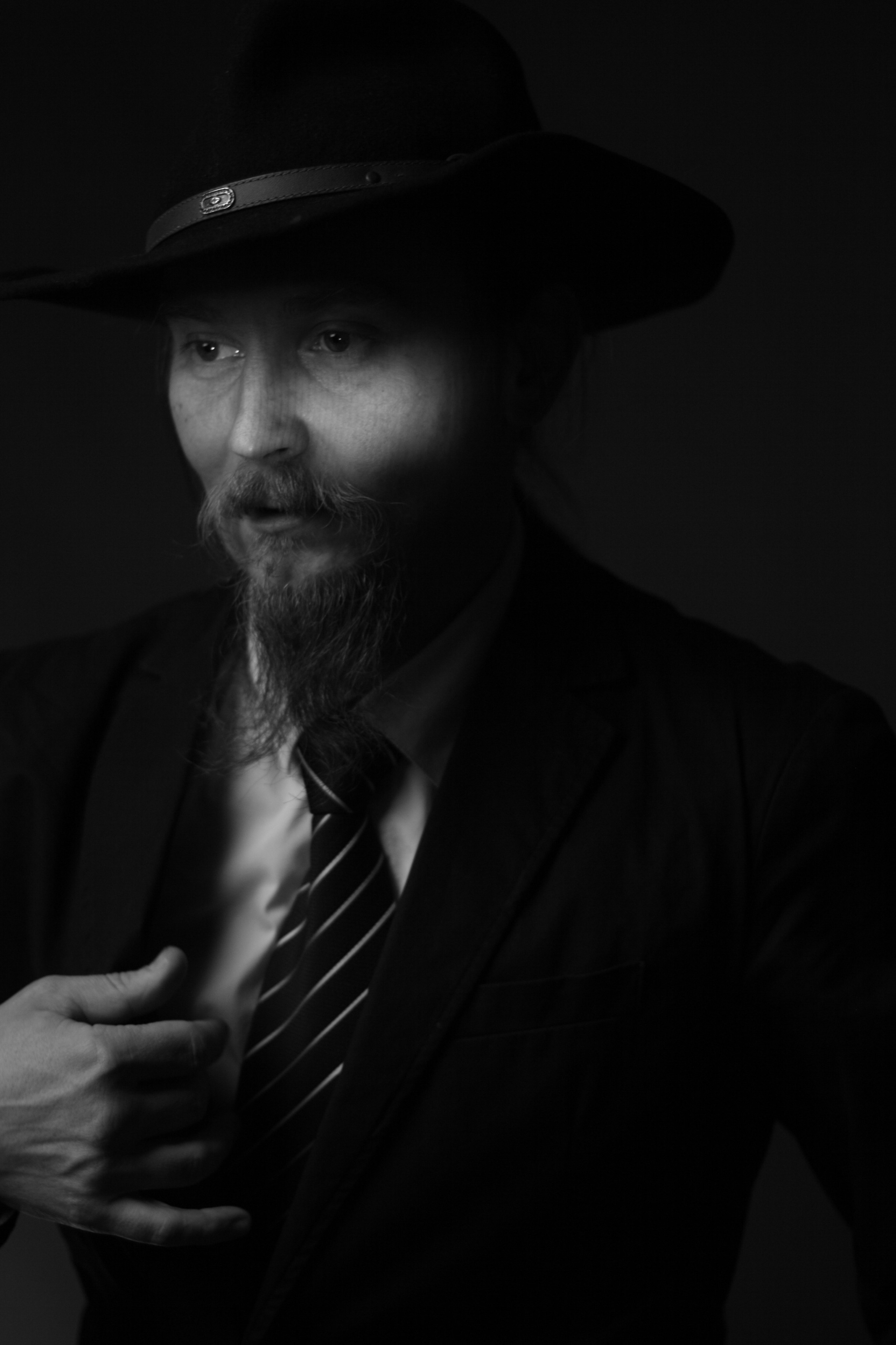 Паша. Главная