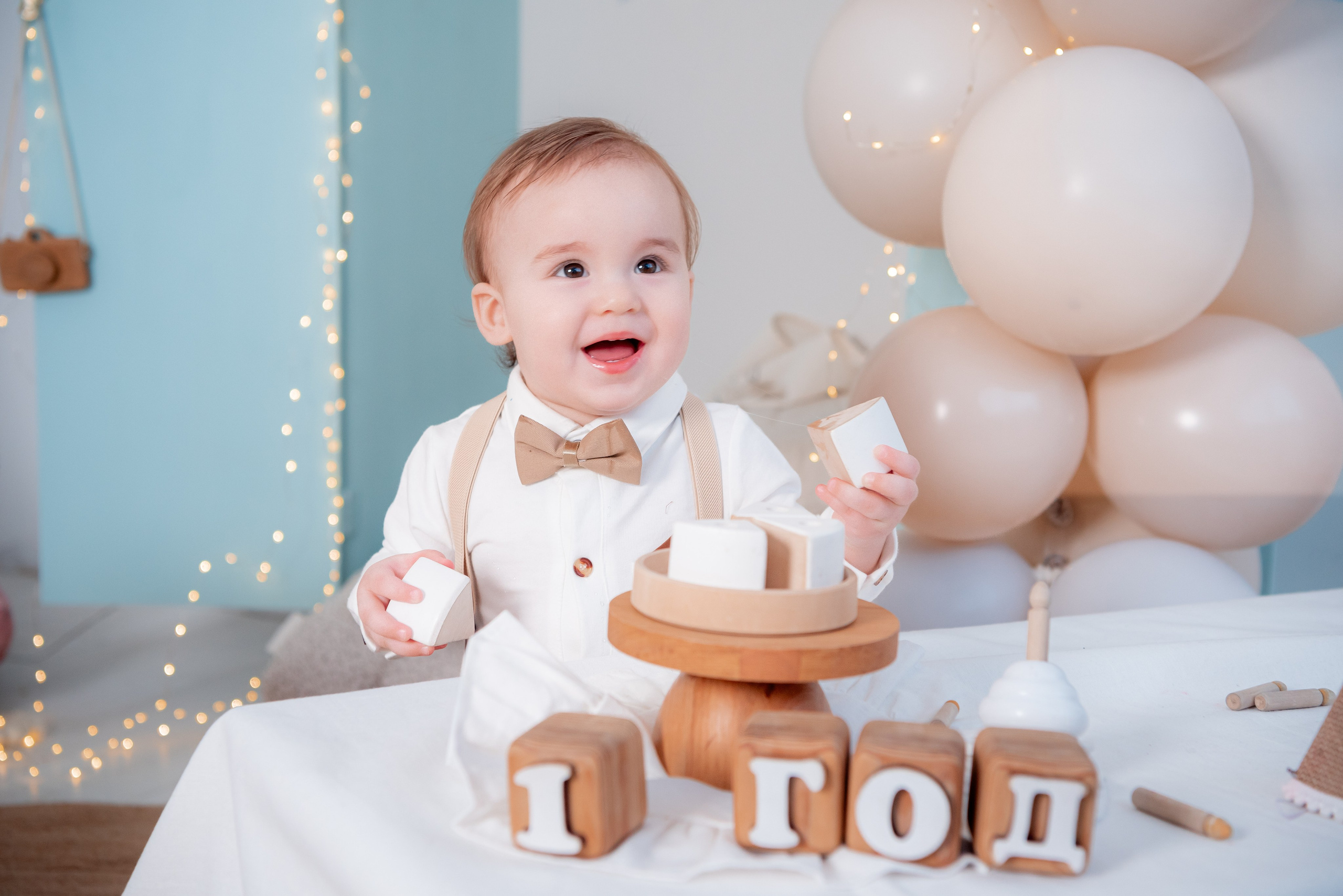 Семья в студии Скандибек. Фотограф в Волгограде и Волжском Александр Горбань