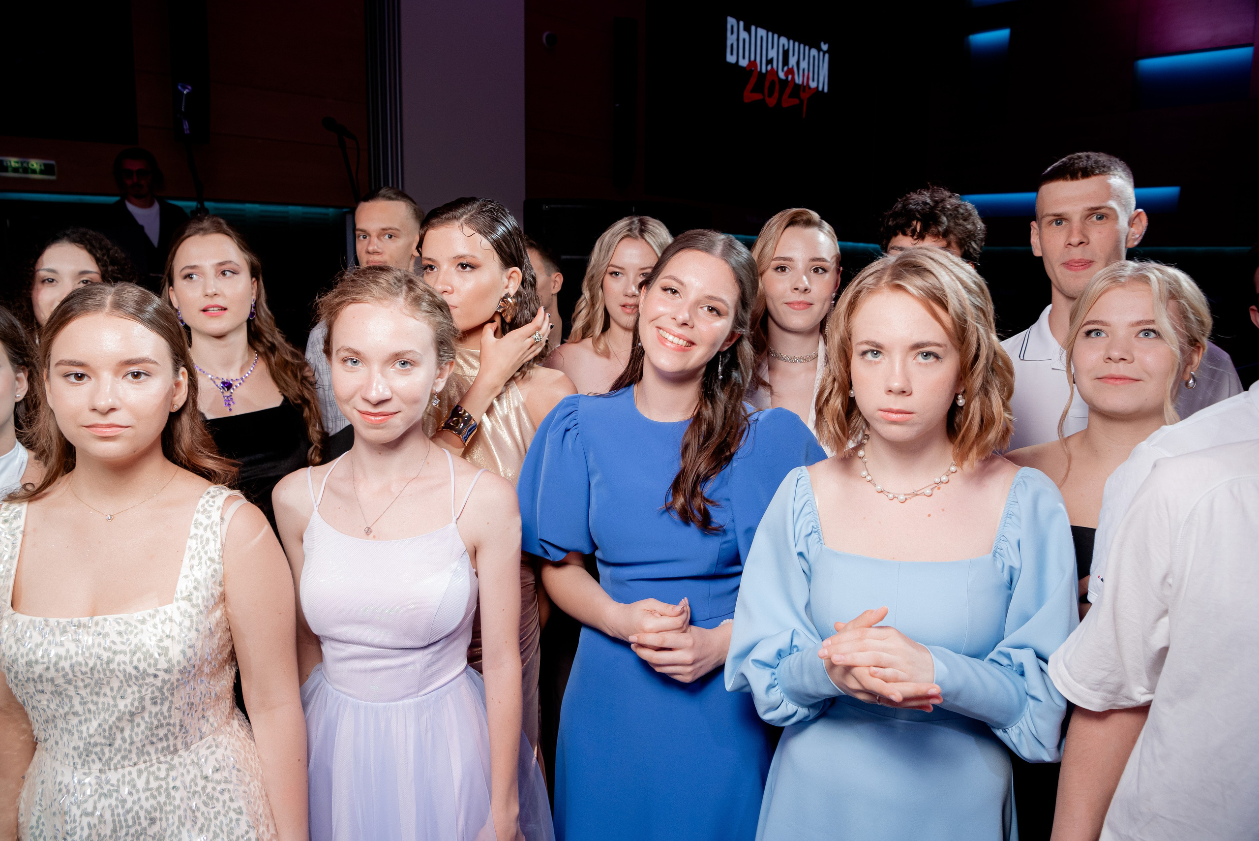 5 Лицей. Вручение и Банкет. Музкомедия и Сити Холл. Фотограф в Волгограде и Волжском Александр Горбань