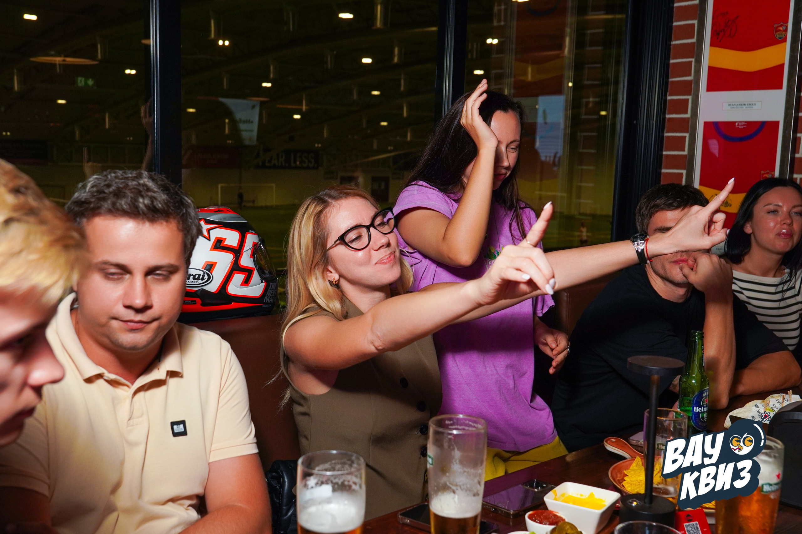 WOW QUIZ DUBAI. Фото | Видео Контент Мишель Ватаманюк