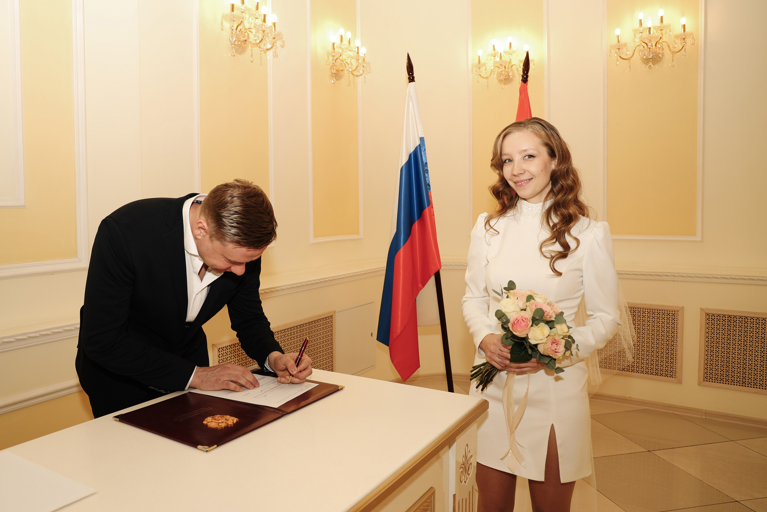 Ю. + Д. Роспись в г. Королёв, студийная лавстори. Семейный и lovestory фотограф в Москве Светлана Коняхина