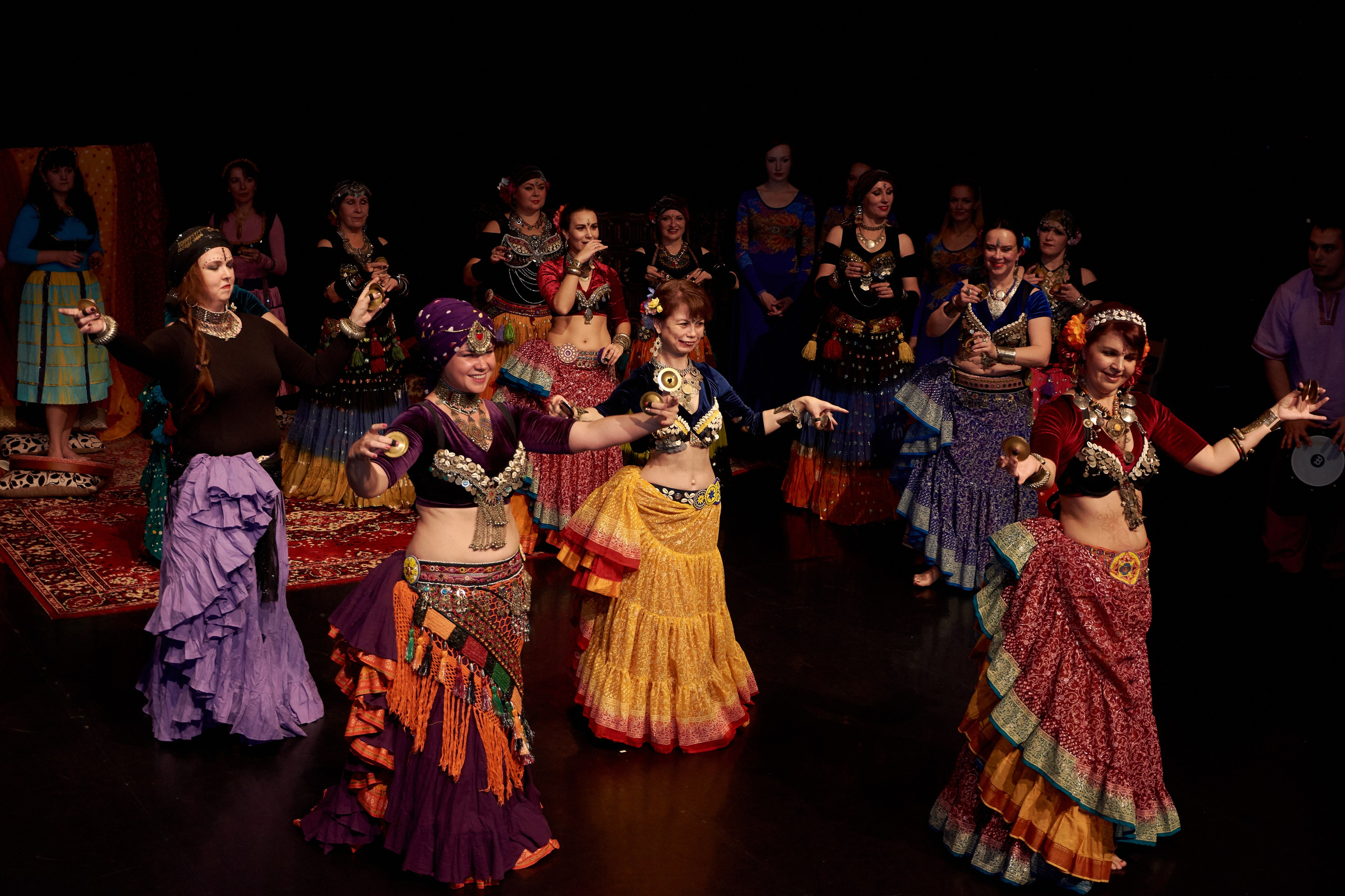 Город танцующего народа. Ольга Чёкотова (Фотограф Кострома)