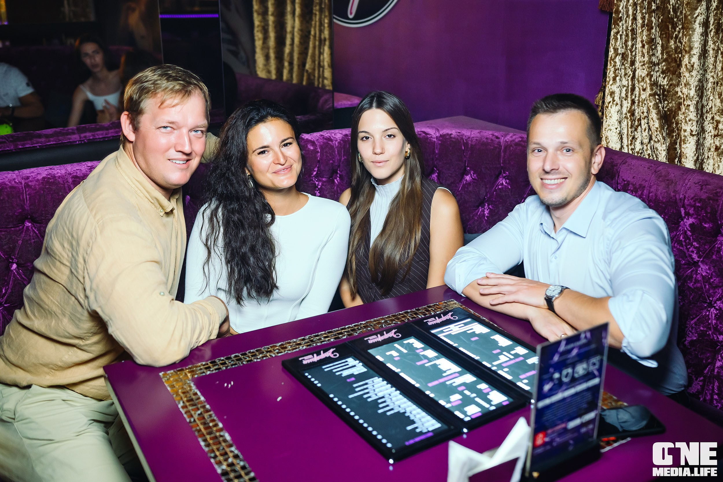 Фоторепортаж из караоке-клуба Эйфория. One Media Life: фоторепортажи, фотоотчеты с мероприятий и заведений