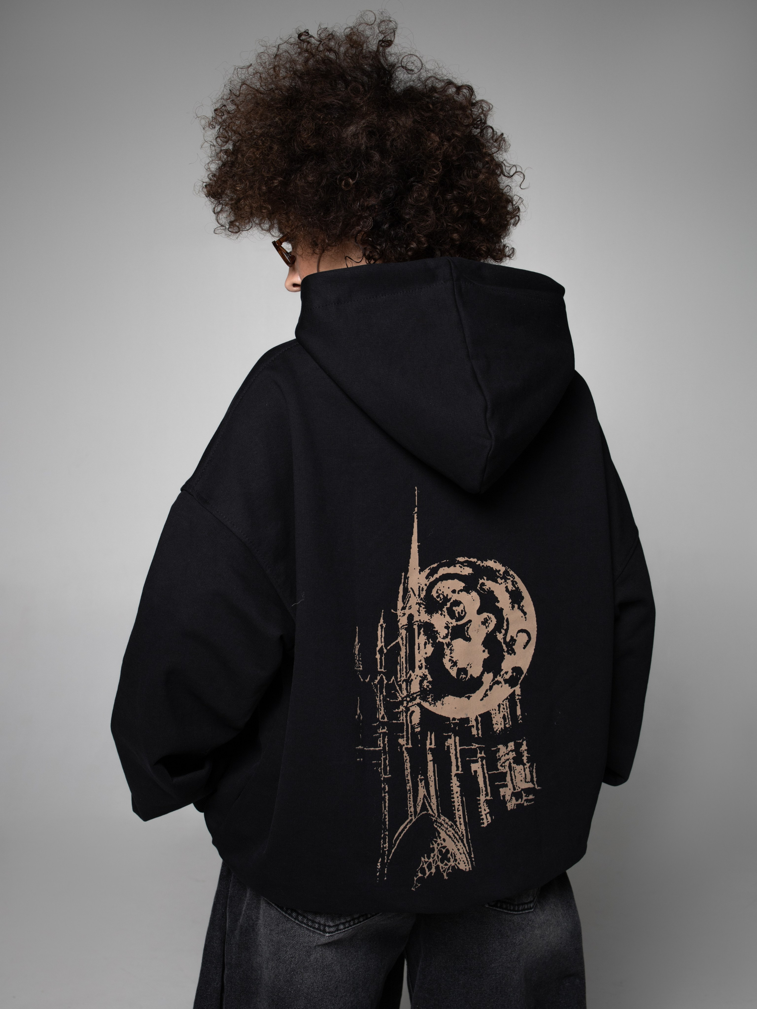 КАТАЛОГ | серый фон. RUNA production — стильные съемки для брендов