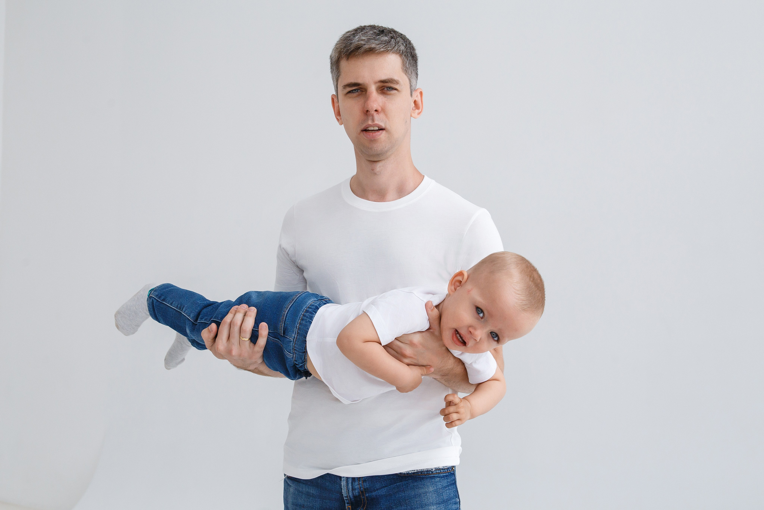 Даня и Лев с родителями. Событийный фотограф Максим Бескоровайновнов