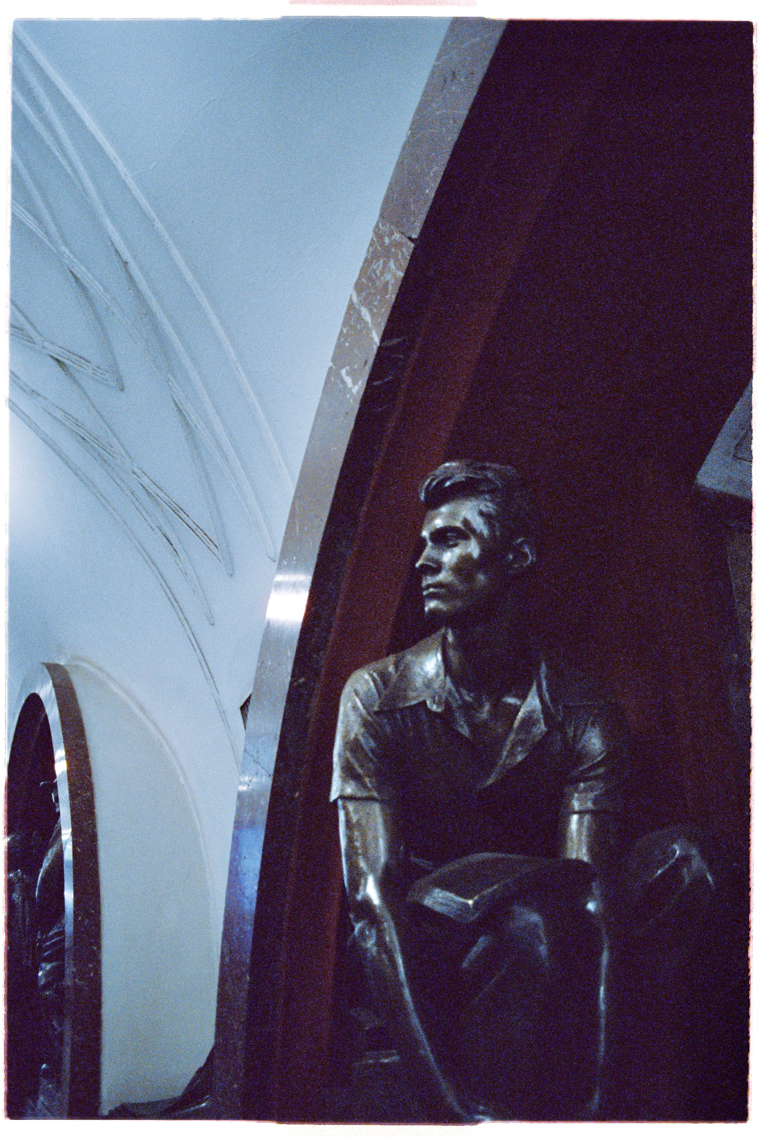 Moscow metro. Tatiana Darina — film photographer in St. Petersburg
