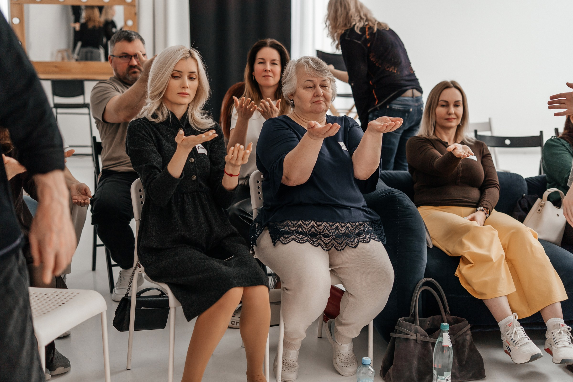Мастер класс «Руки». Ольга Брайт Семейный и Контент Фотограф в Санкт-Петербурге