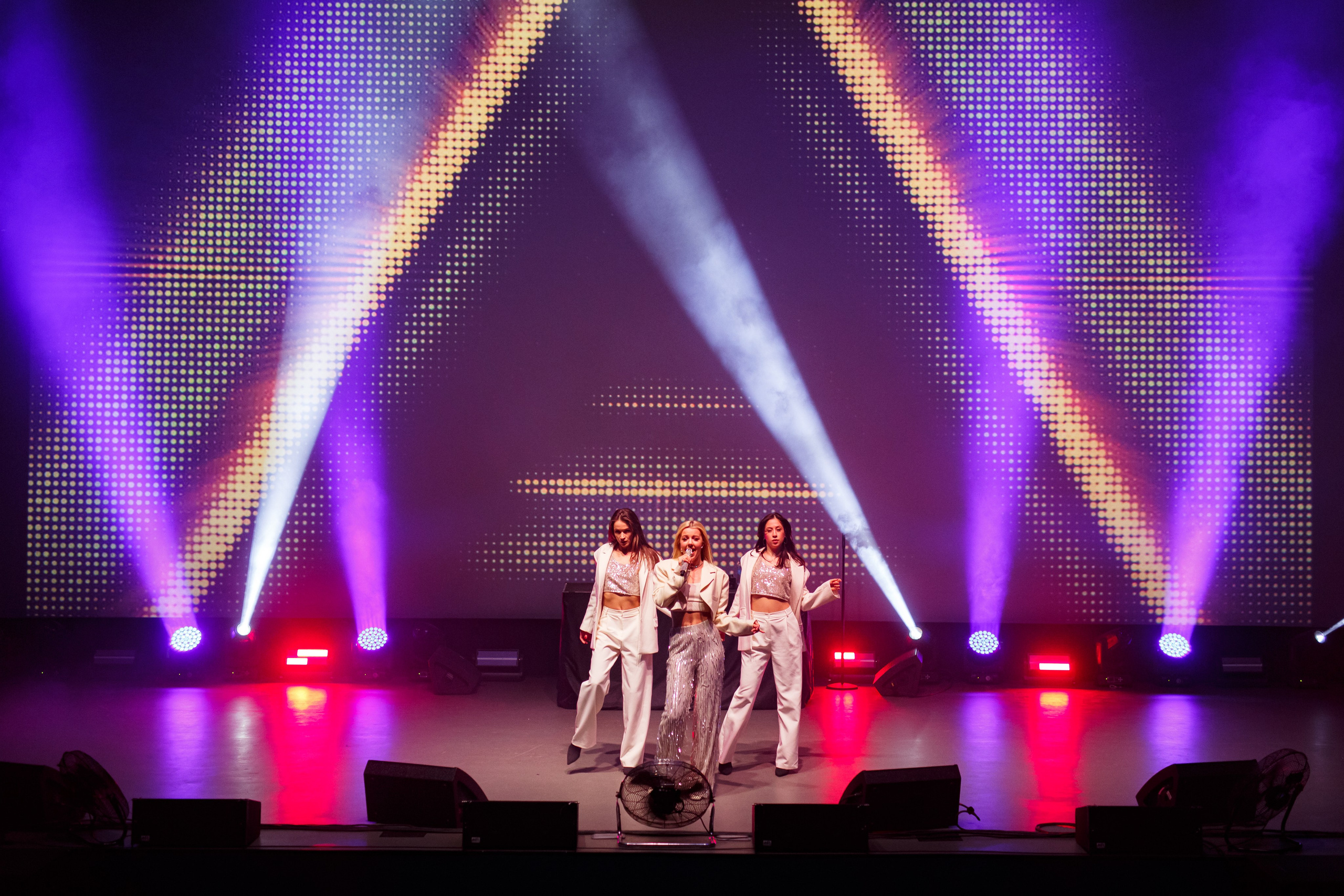 Концерт» Звёзды Русского Радио». Фотограф в Воронеже Иван Самодуров