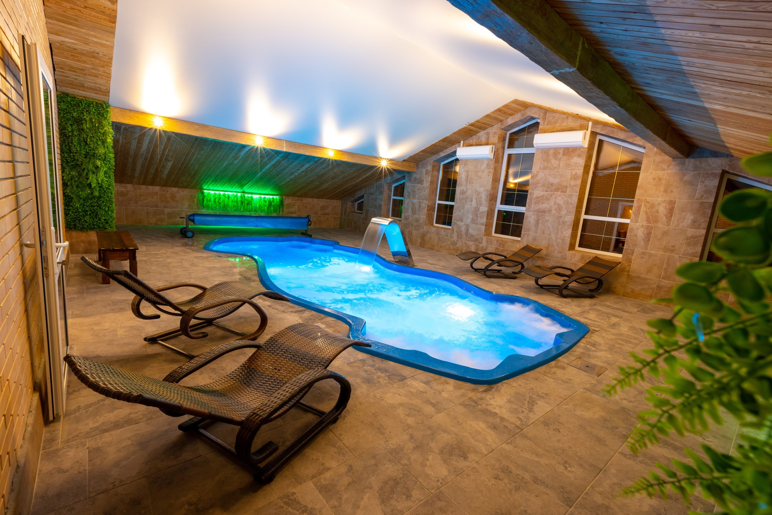 Большая Тросна вечером и новый бассейный комплекс. Фотограф в Туле Крупский АнДРей. Фотостудия «КАДР71» в Туле