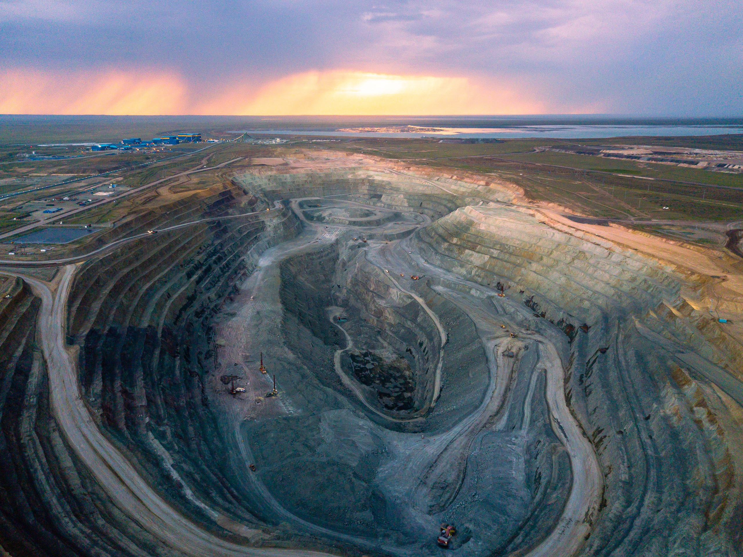 Промышленная съемка. Профессиональный фотограф в Алматы Влад Семёнов